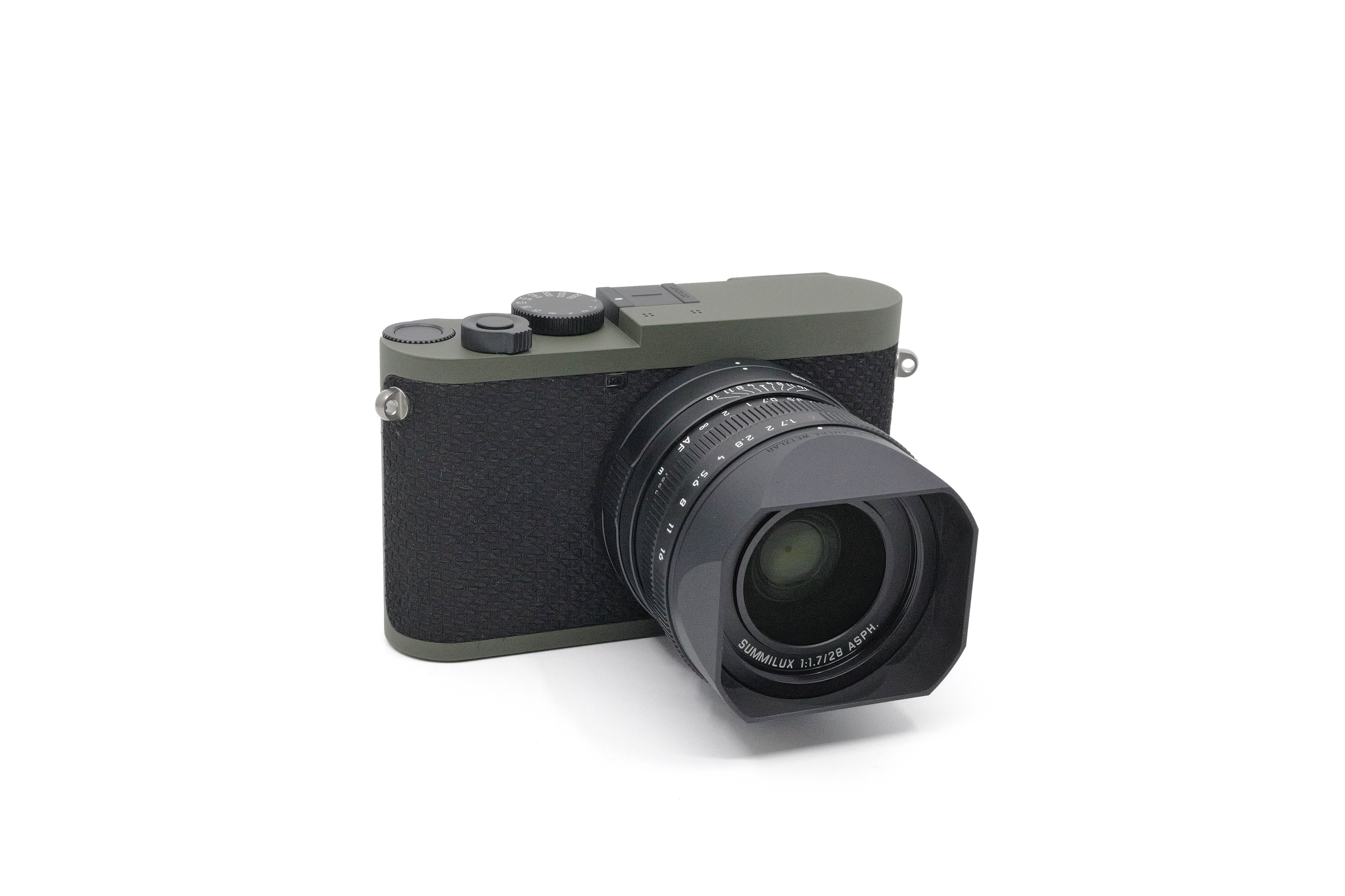 Leica Q2 Monochrom Reporter