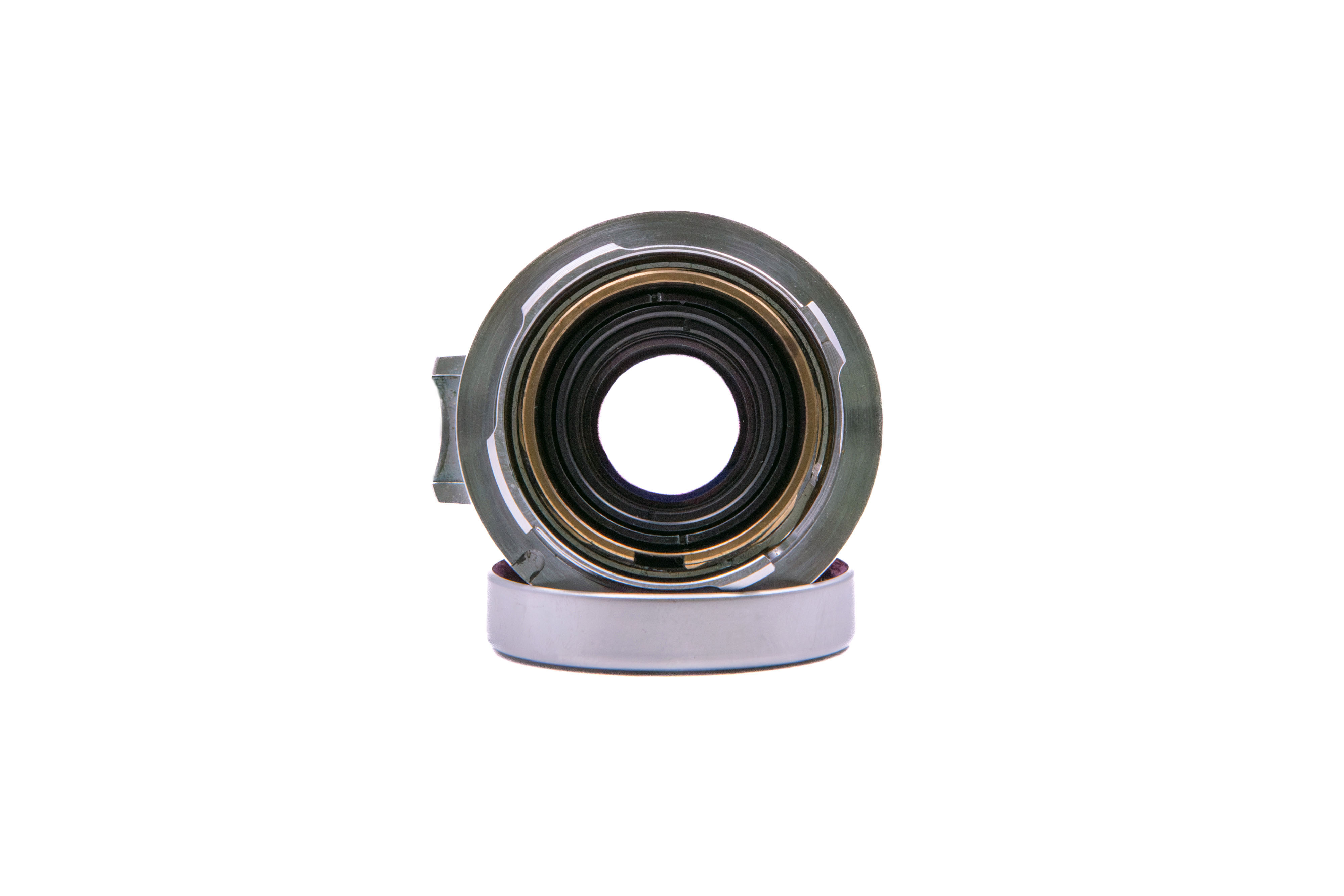 Leica Summicron-M 8 Element, 2.0 / 35 mm  Leica Summicron-M 8 Element, 2.0 / 35 mm