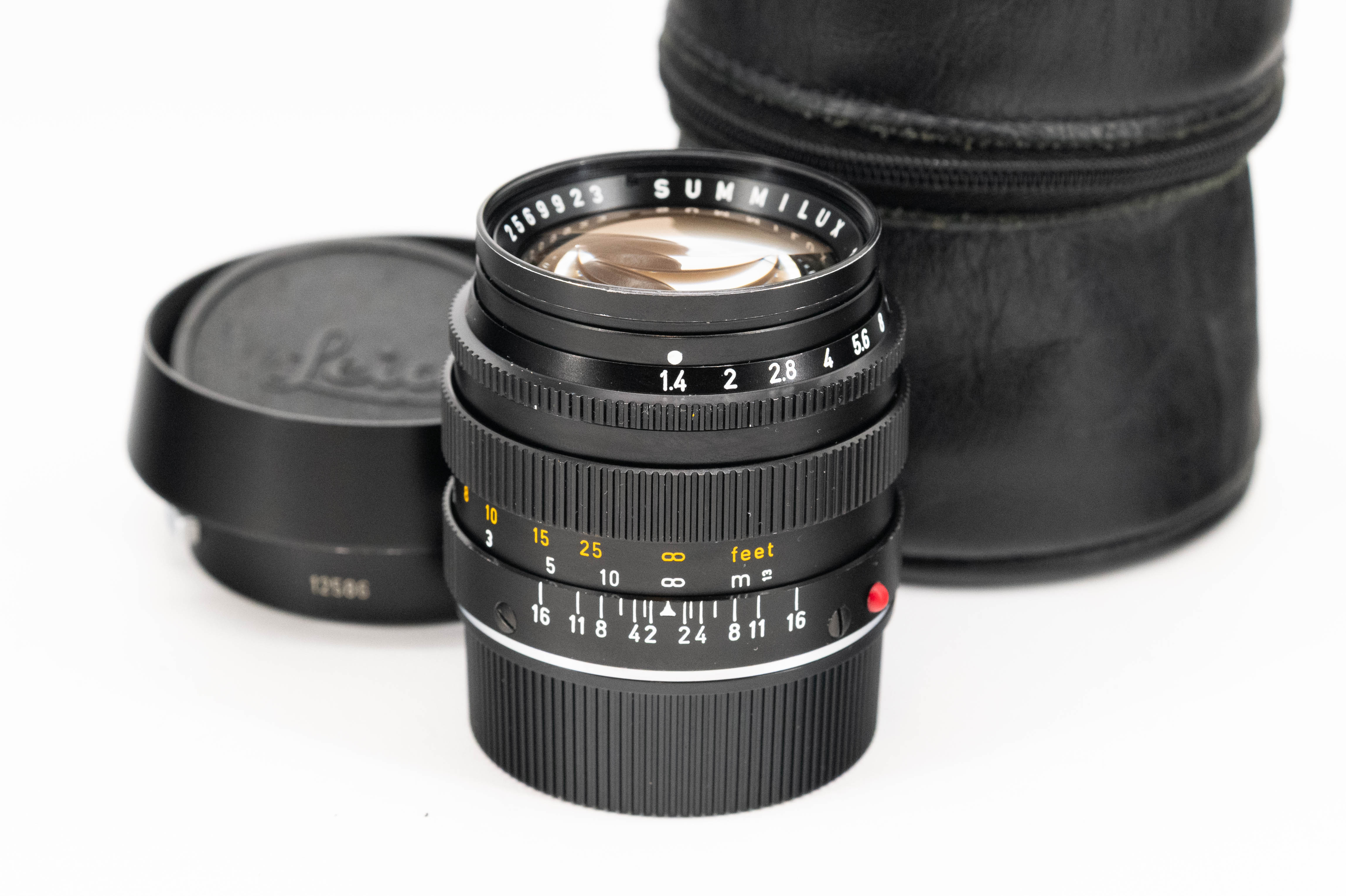 Leica Summilux-M 50mm f/1.4 Black 11114