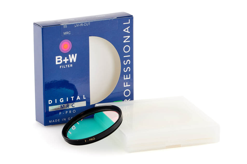 B+W 486 UV-IR Sperrfilter E55mm