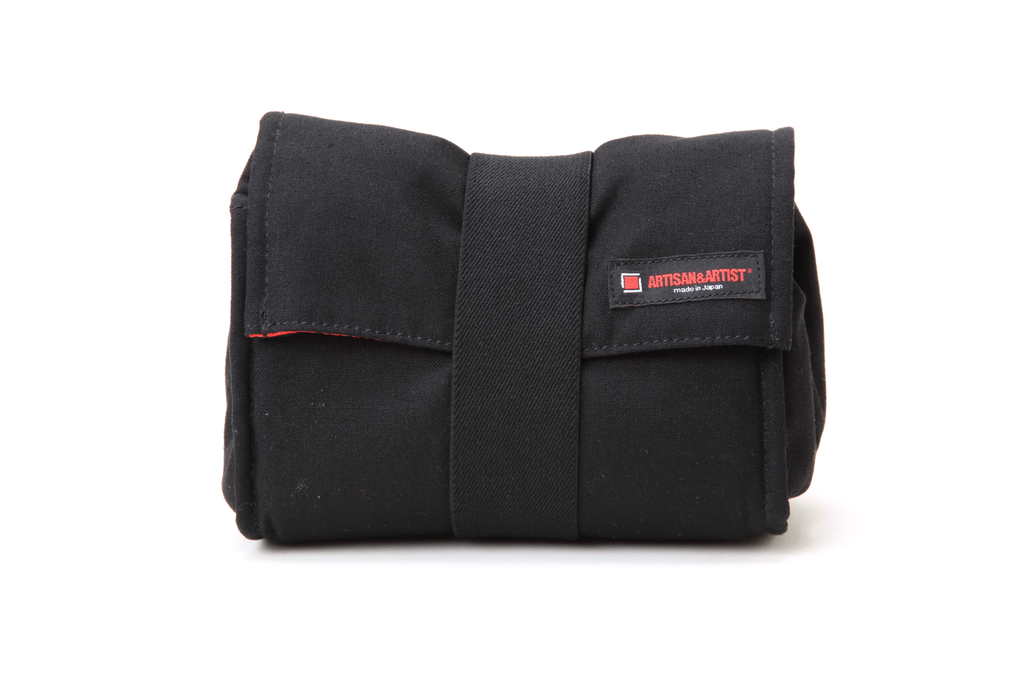 Artisan&Artist Canvas camera pouch ACAM 76 BLK