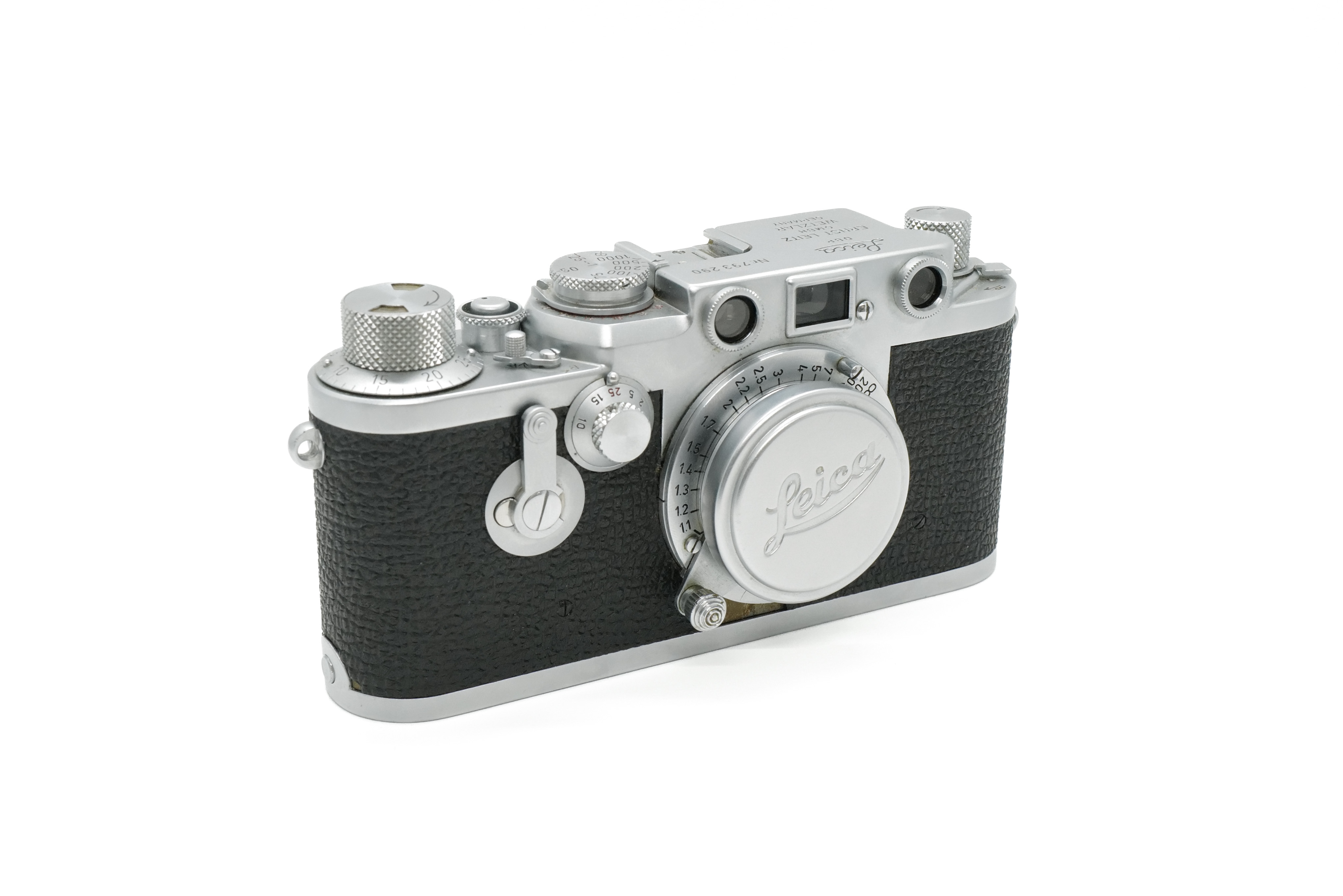 Leica IIIf, chrome + Elmar 5m f.3.5, chrome.