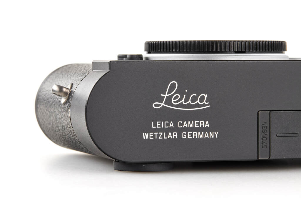 Leica M11-D 20221 black - like new with 2 years guarantee