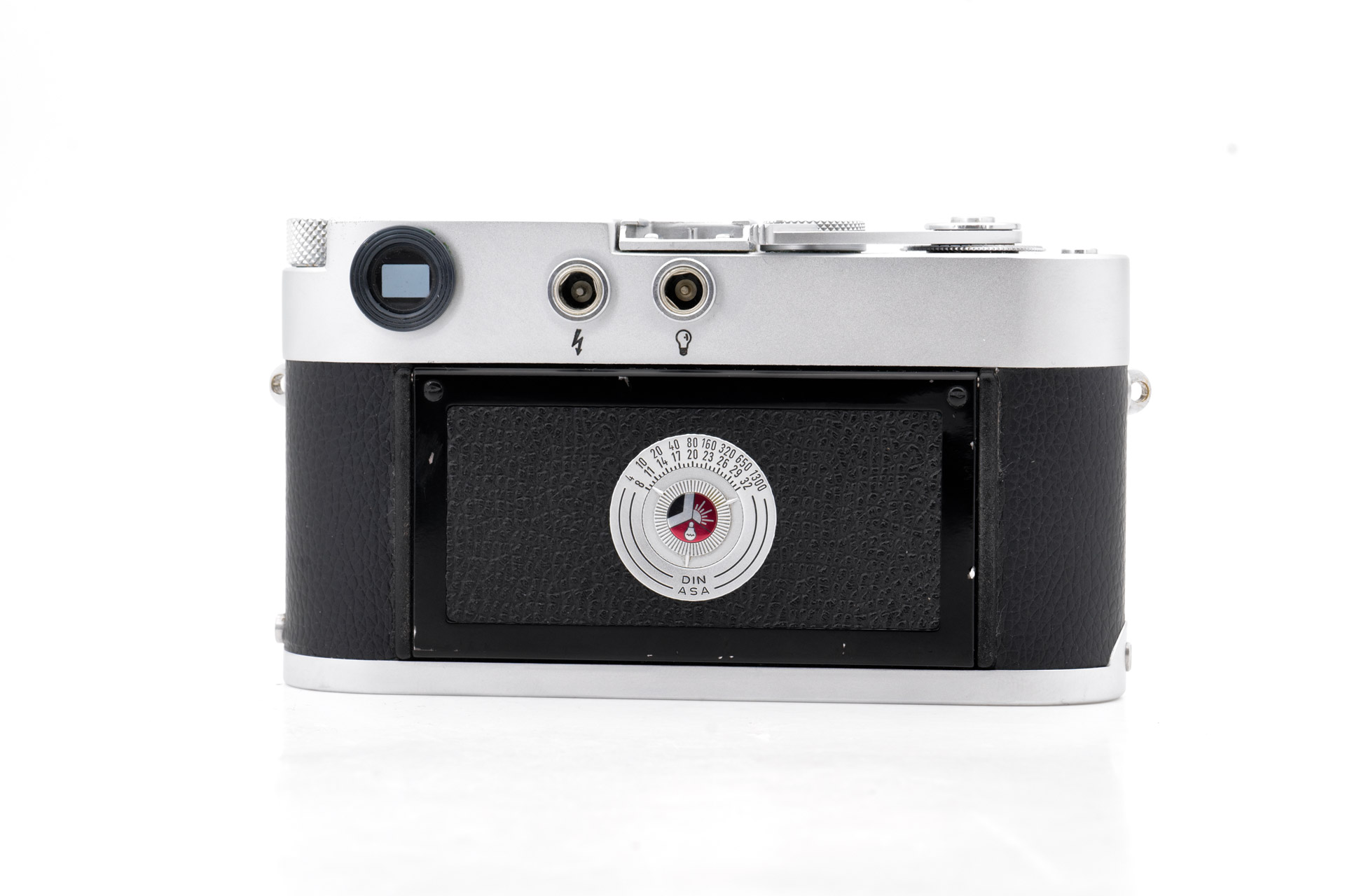 Leica M2, black with chrome finish