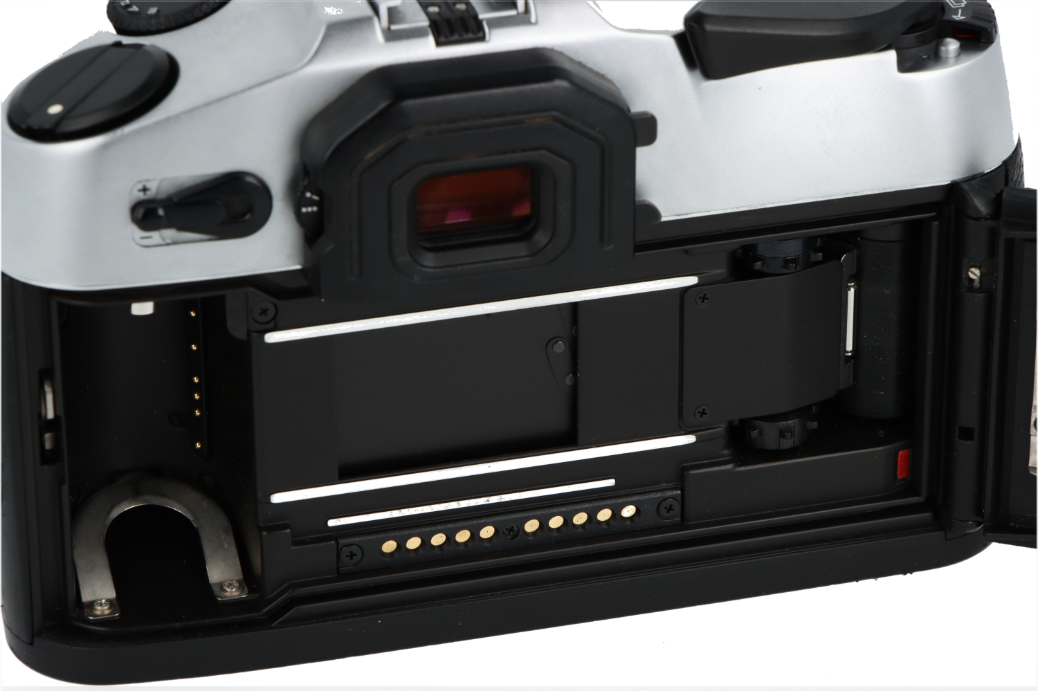 Leica R8, silver chrome finish (10081)