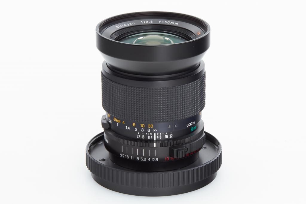 Carl Zeiss f. Hasselblad 2000FC 50/2,8 Distagon F T* Carl Zeiss f. Hasselblad 2000FC 50/2,8 Distagon F T*
