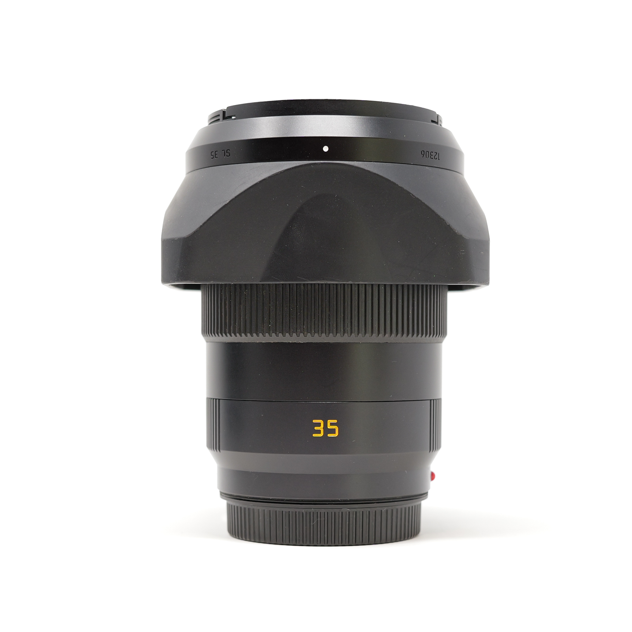 Leica APO-SUMMICRON-SL 2/35 ASPH. Leica APO-SUMMICRON-SL 2/35 ASPH.