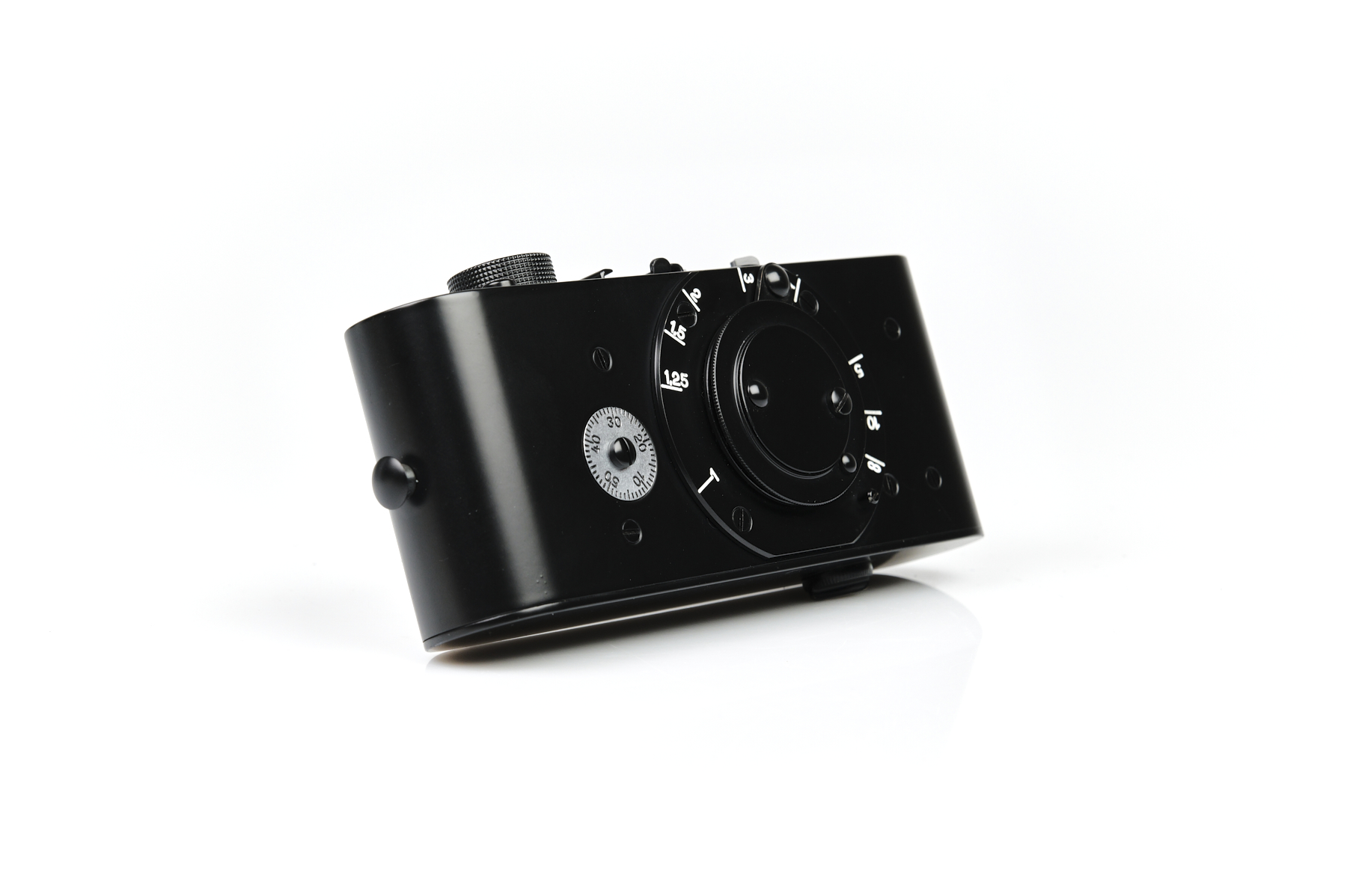 Replica of the original Leica