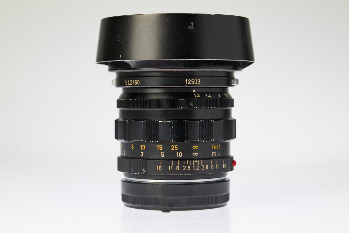 LEITZ NOCTILUX 1,2/50mm mit Gegenlichtblende