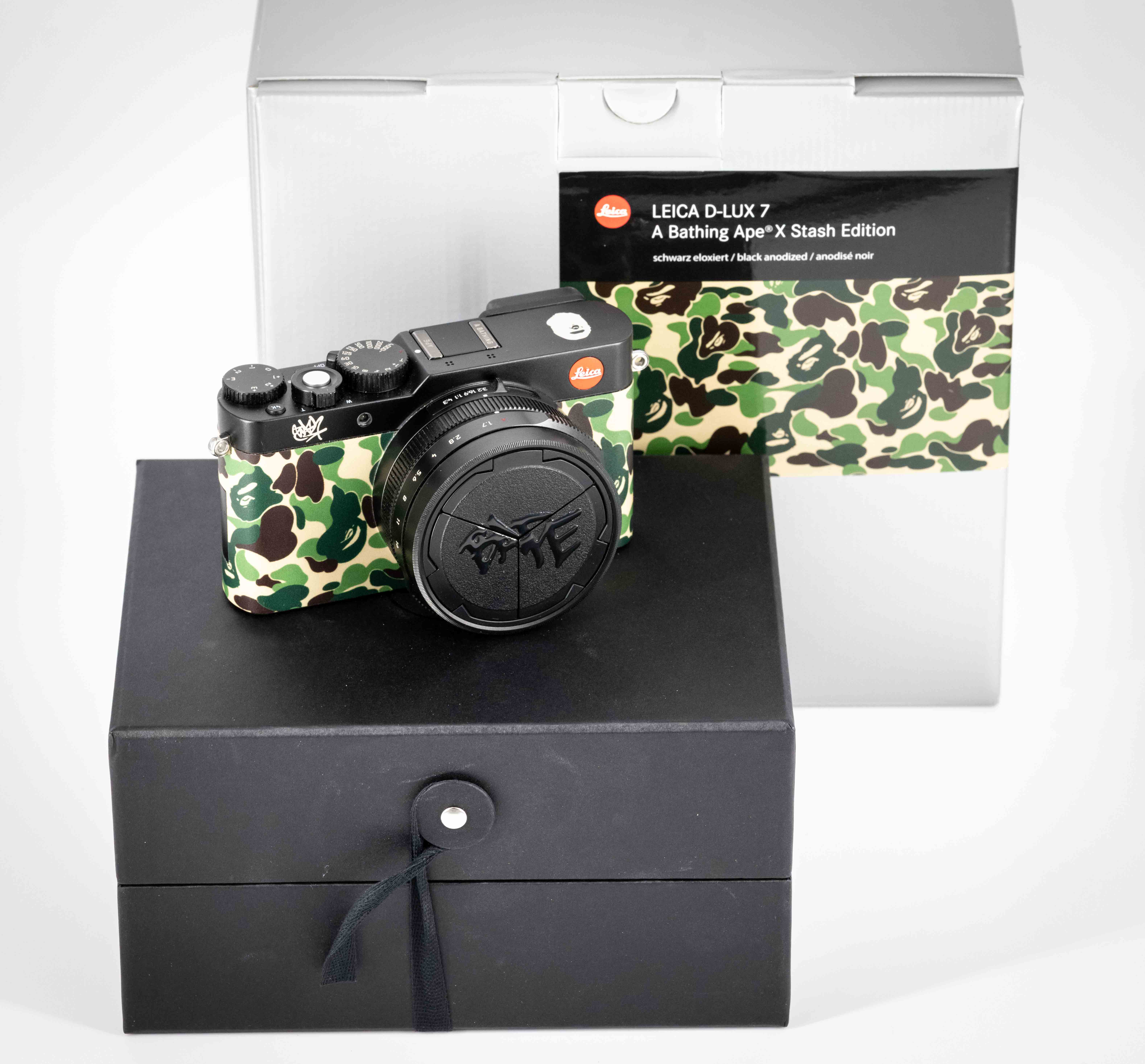 D-LUX 7  Edition A Bathing Ape® X Stash