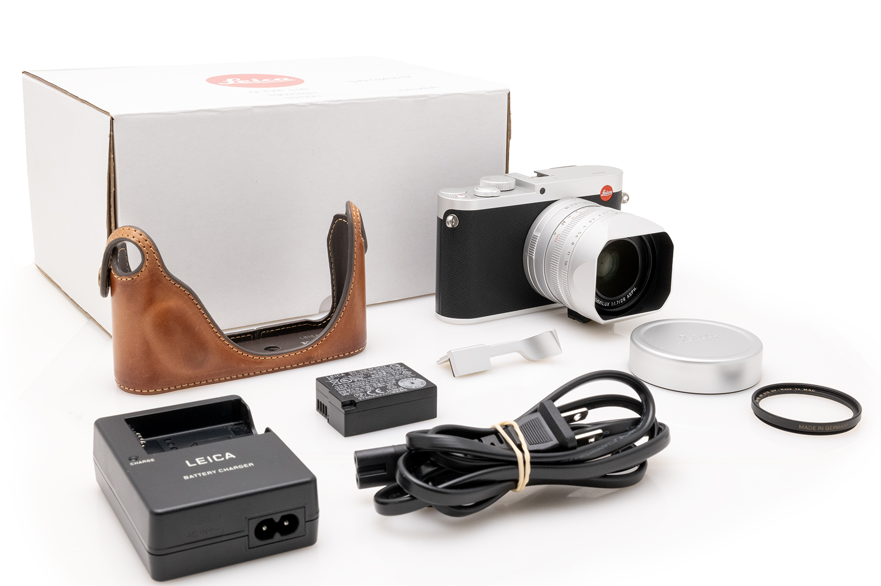 Leica Q (Typ 116), silver - 19022 | Leica Camera Classic