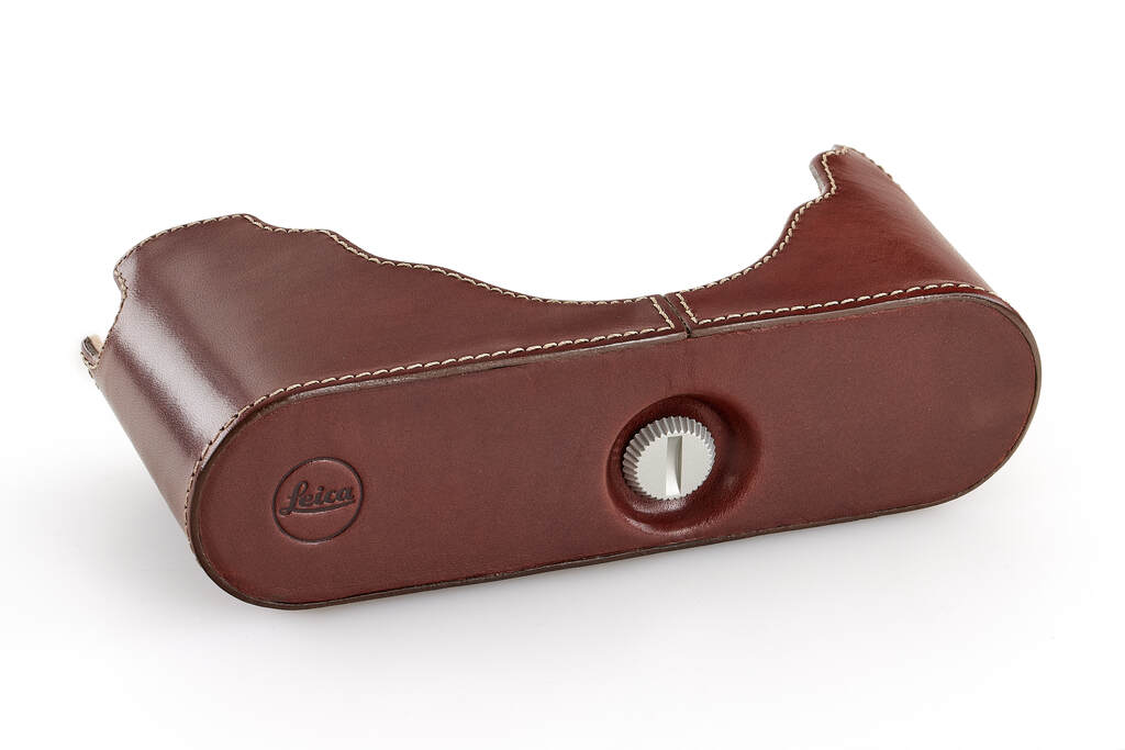 Leica 24024 protector M11-D, brown - like new with full guarantee