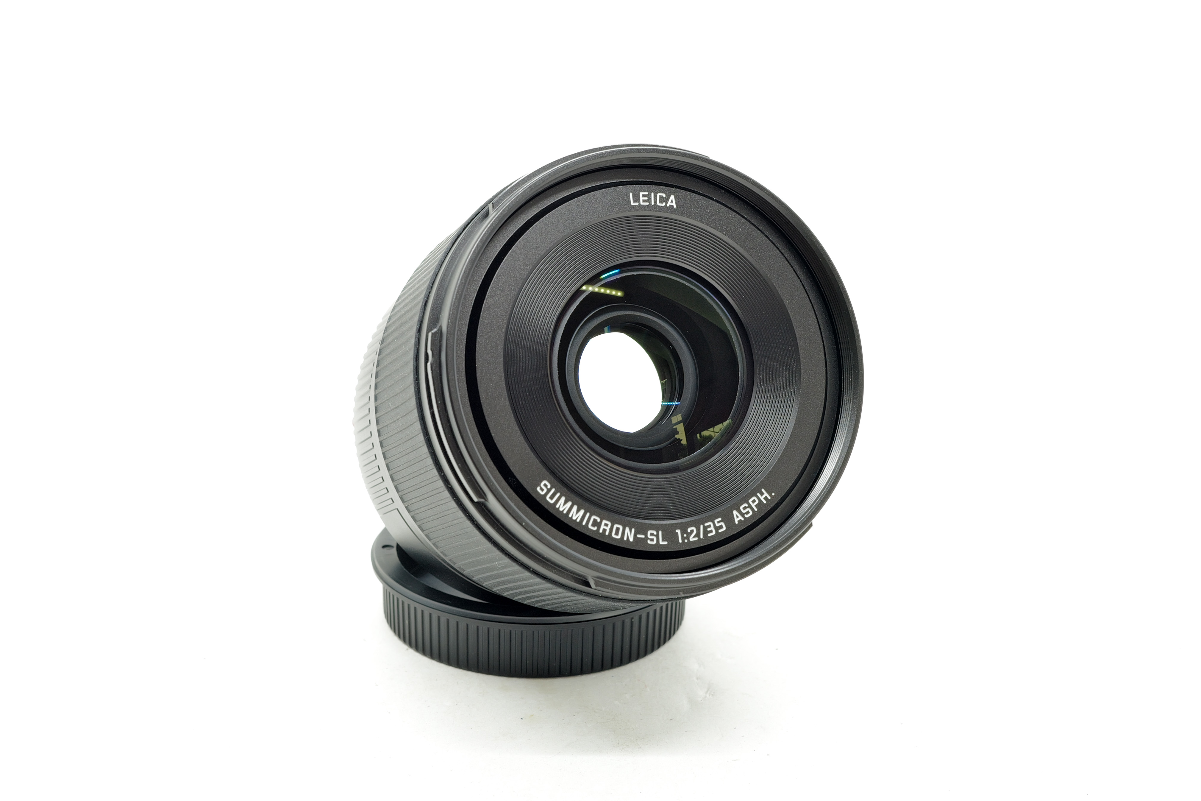 Leica SUMMICRON-SL 1:2/35 ASPH. Leica SUMMICRON-SL 1:2/35 ASPH.