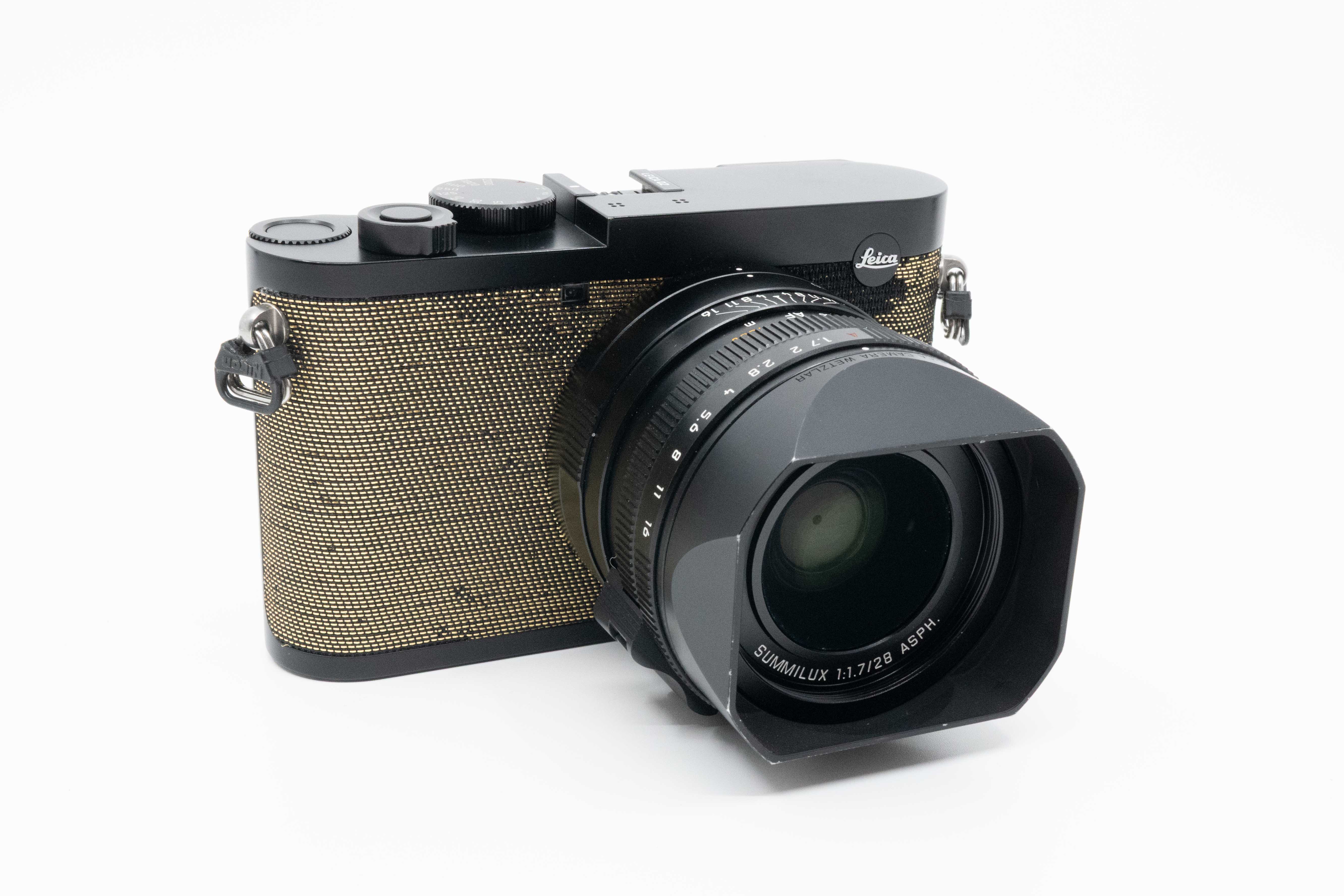 Leica Q2 "Dawn" By Seal Leica Q2 "Dawn" By Seal