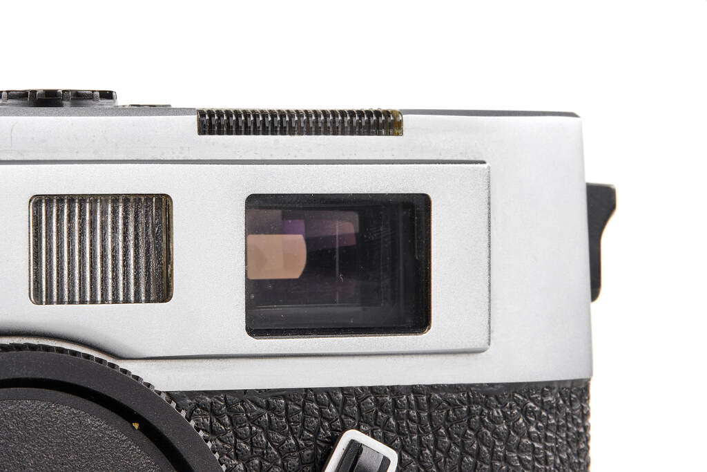 Leica M5 chrome 2-lug