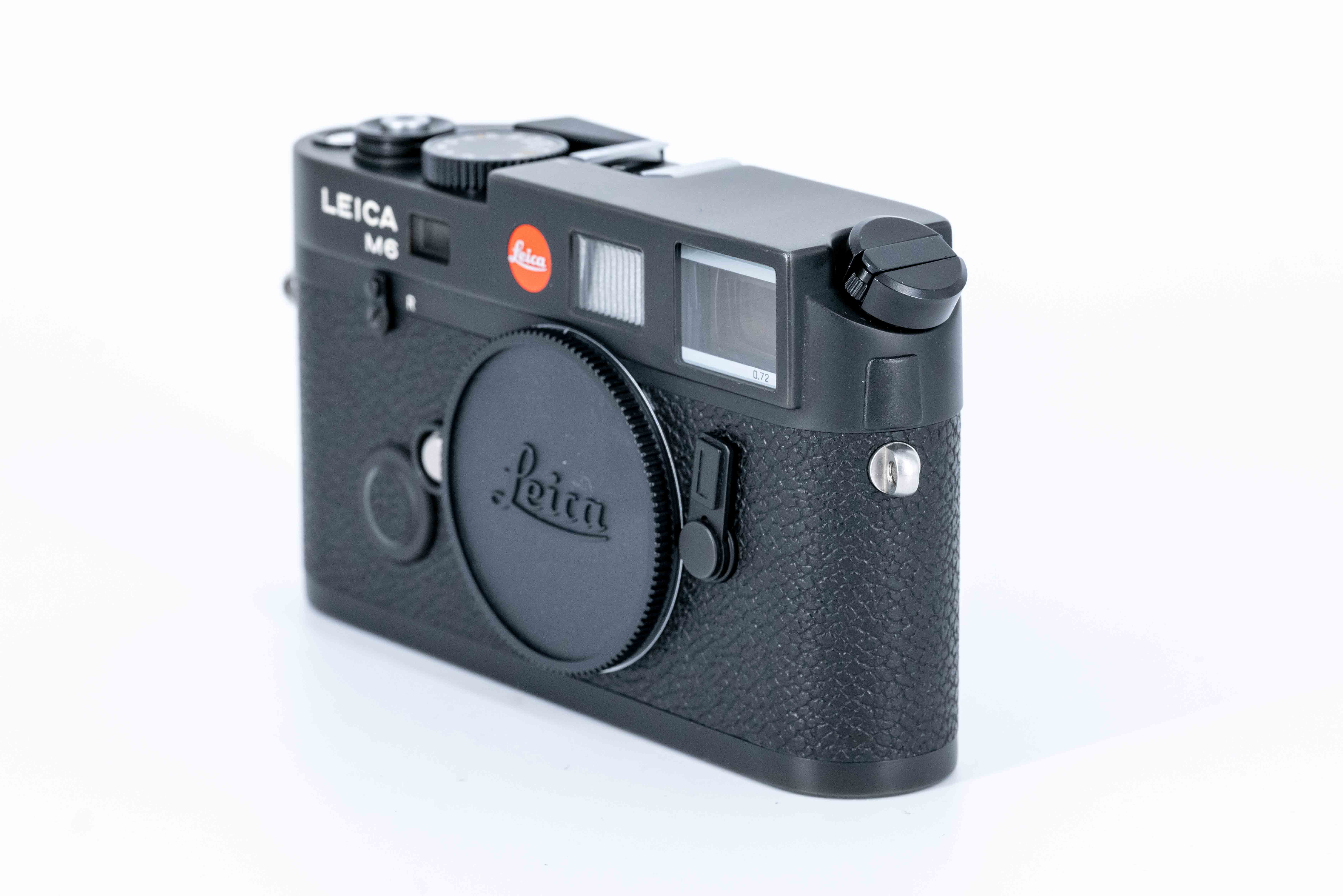 M6 TTL, 0.72, schwarz verchromt