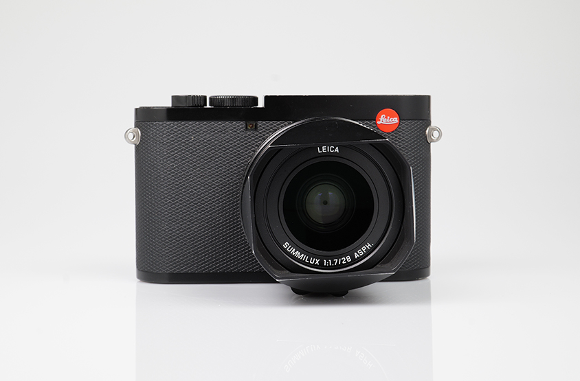 Leica Q2 black