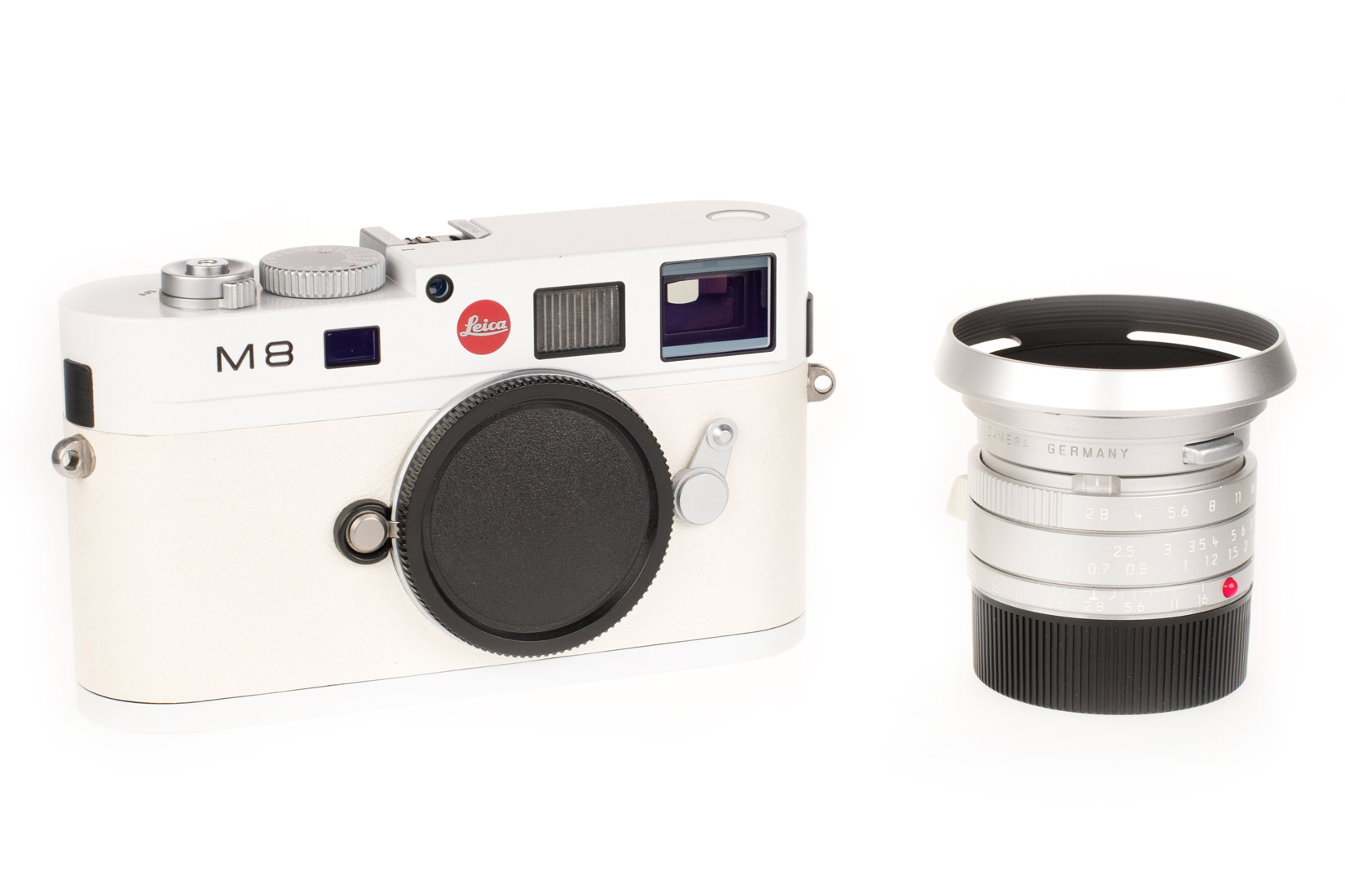 Leica M8 Set "The White Edition" with Elmarit-M 1:2,8/28mm ASPH.