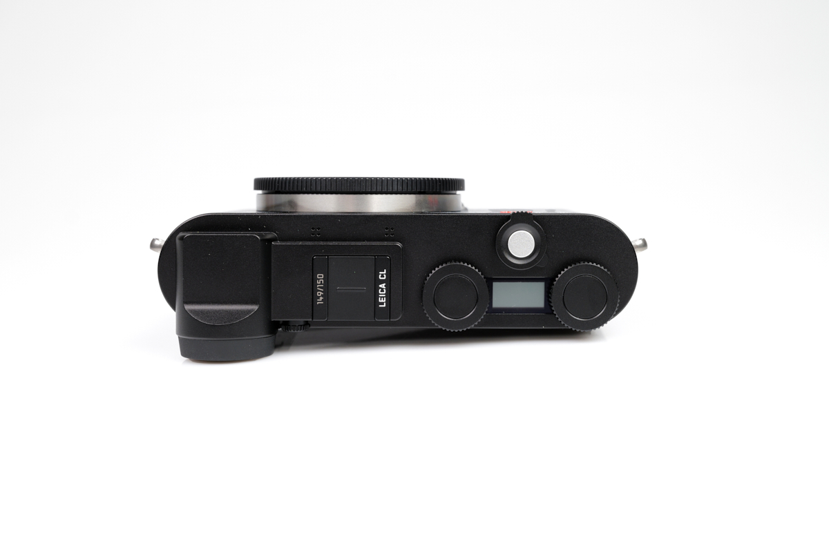 LEICA CL ´´URBAN JUNGLE by JEAN PIGOZZI´´