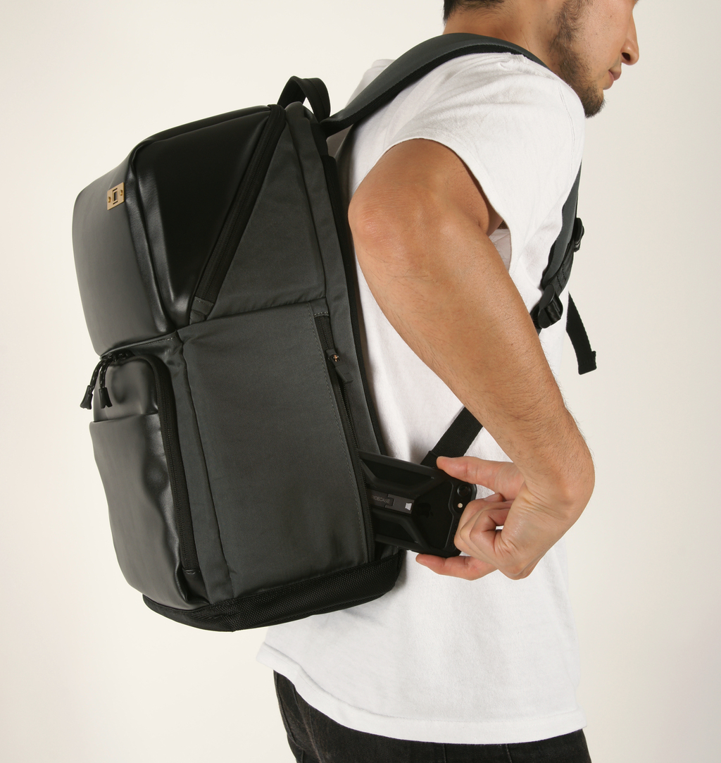 Artisan&Artist PVC leather/Nylon backpack ACAM BS0001 BKGY
