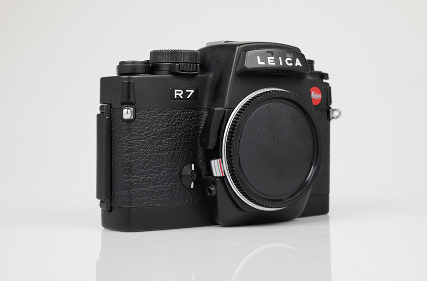 LEICA R7, schwarz