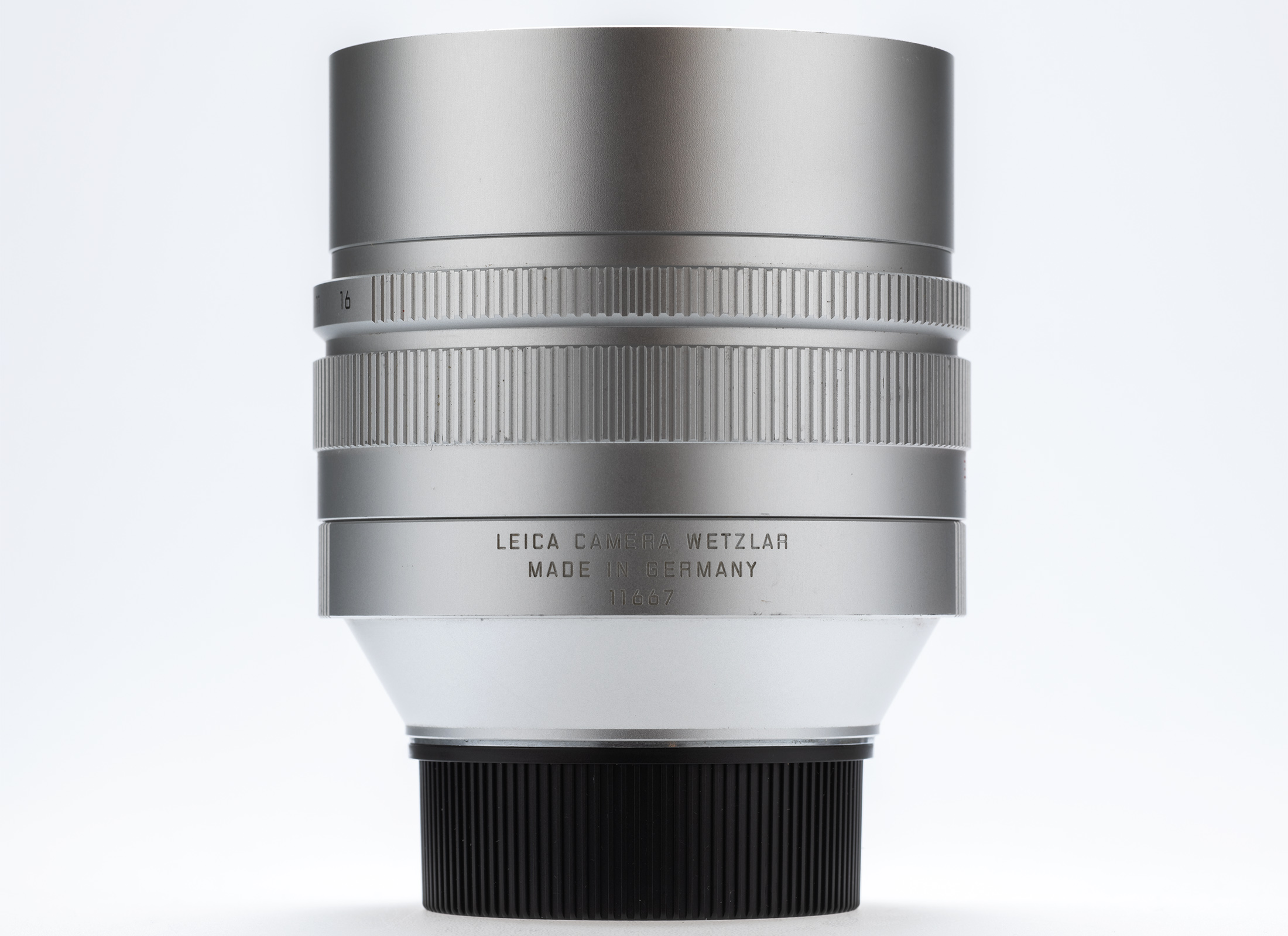 Leica Noctilux-M 1:0.95/50 ASPH., Silver Anodized