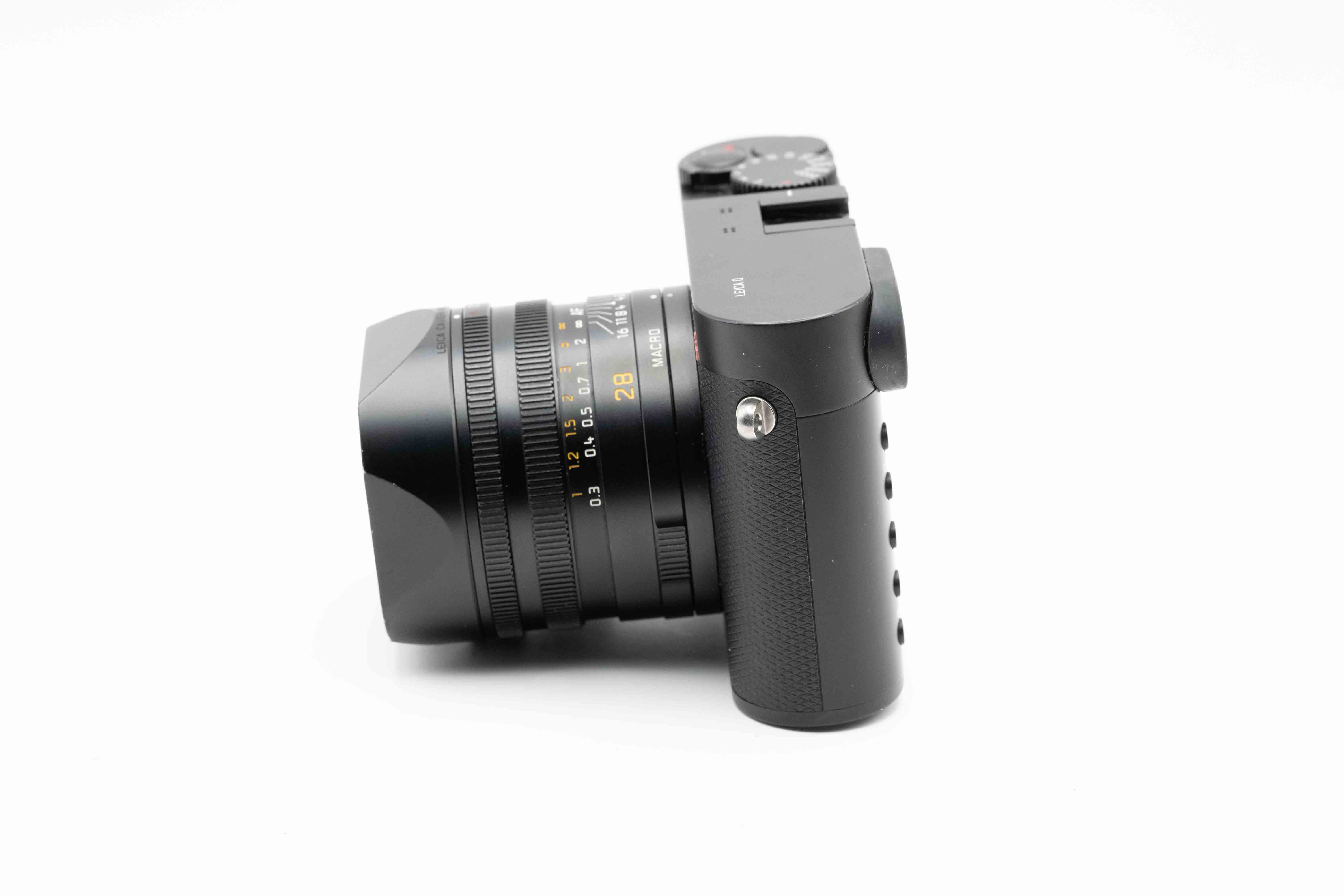 Q (Typ 116), black eloxiert