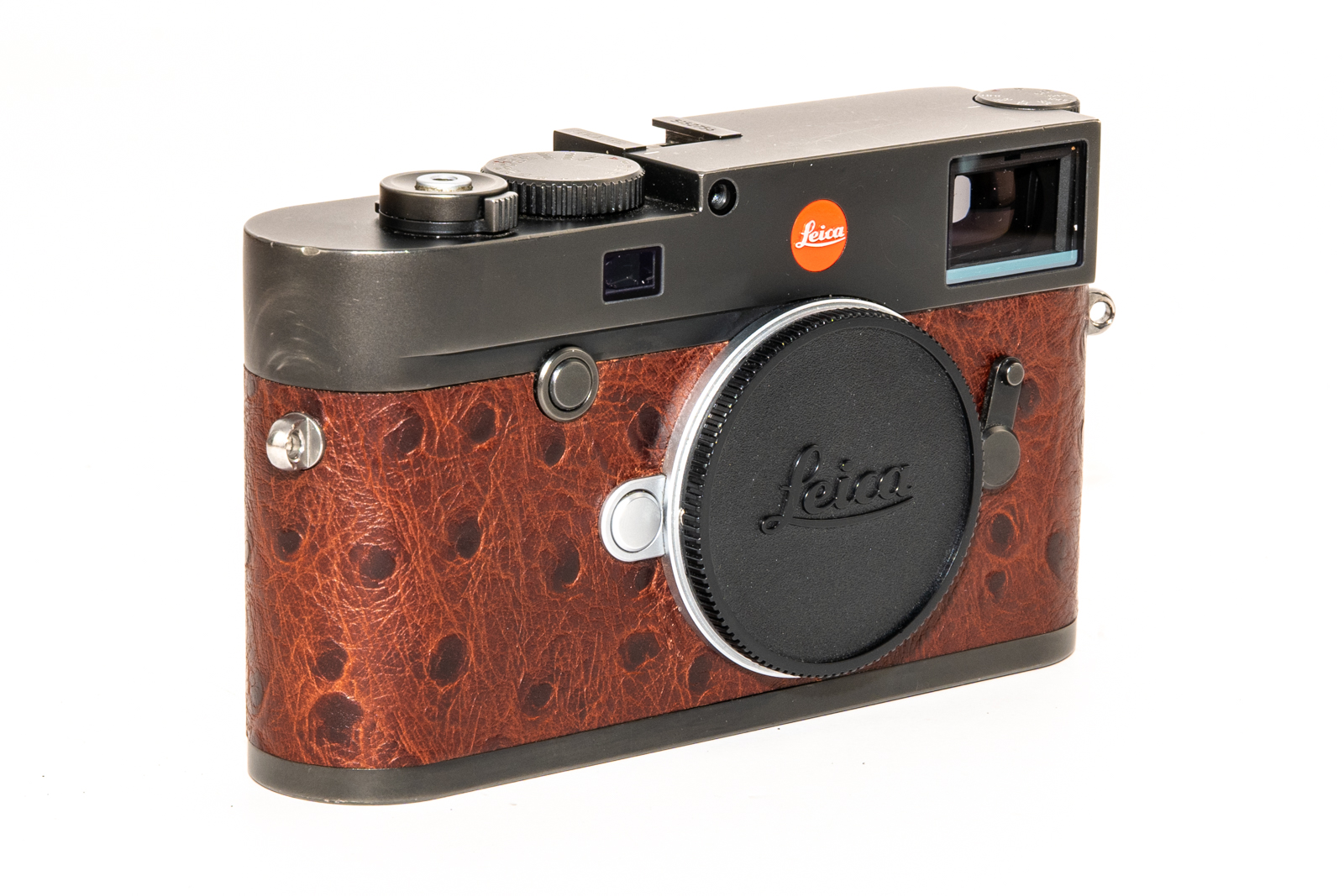 Leica M10, black chrome finish with ostrich leather brown