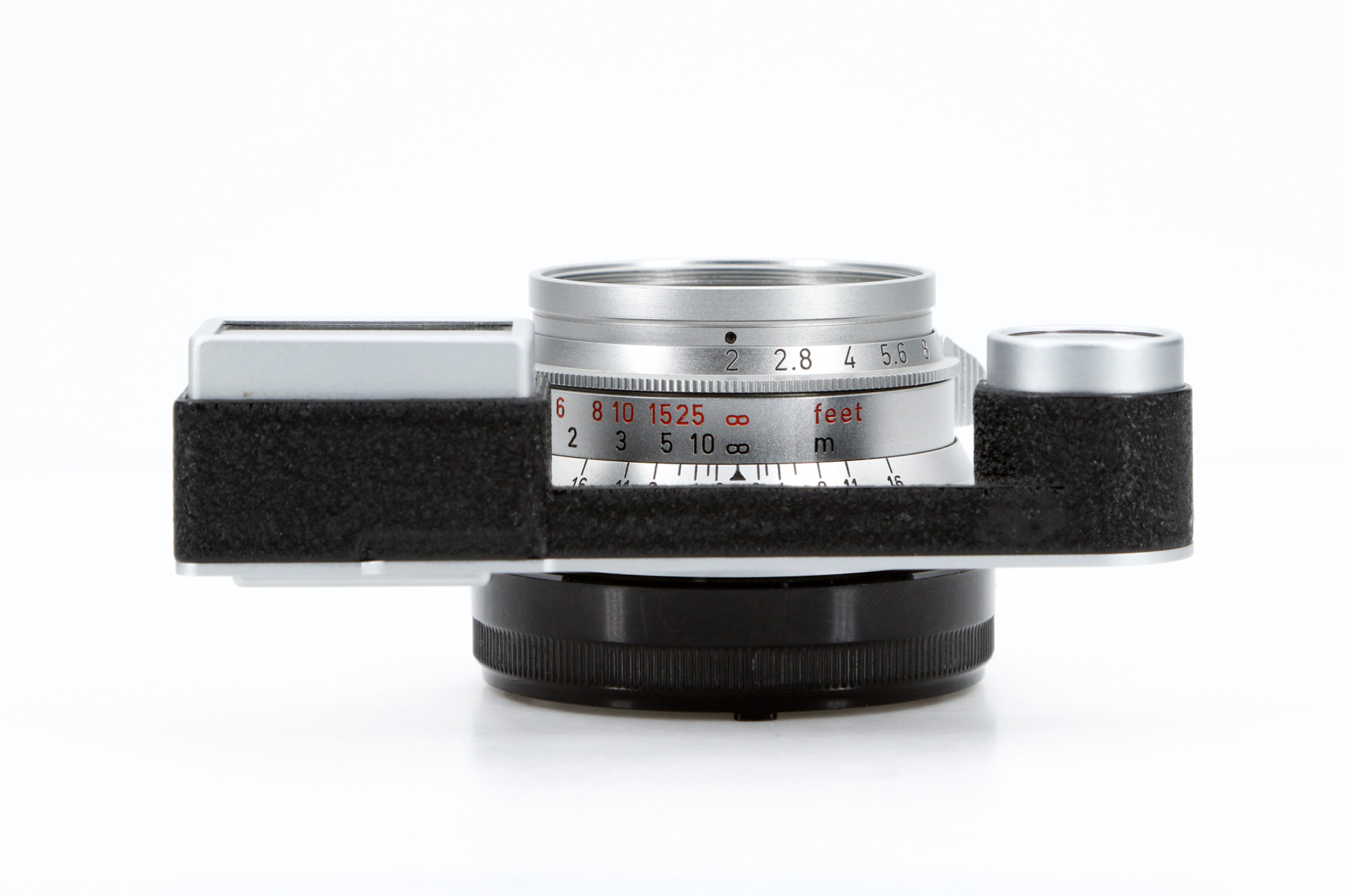 LEICA Summicron-M 2.0/35 with glasses