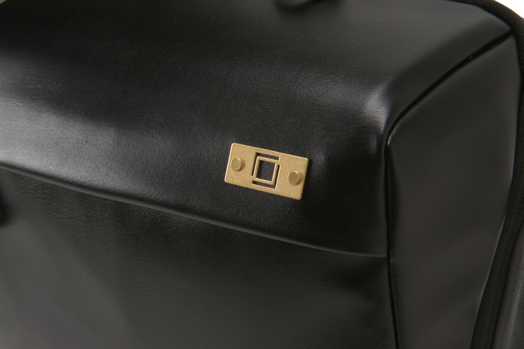 Artisan&Artist PVC leather/Nylon bag ACAM BS0003 BKGY