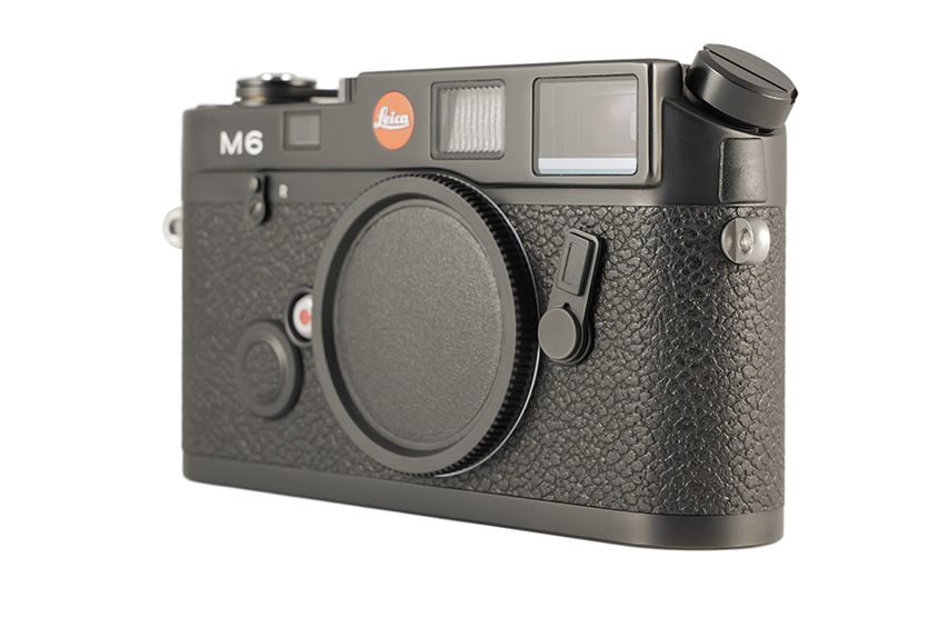 LEICA M6 , black chrome finish "Big M6" 10404