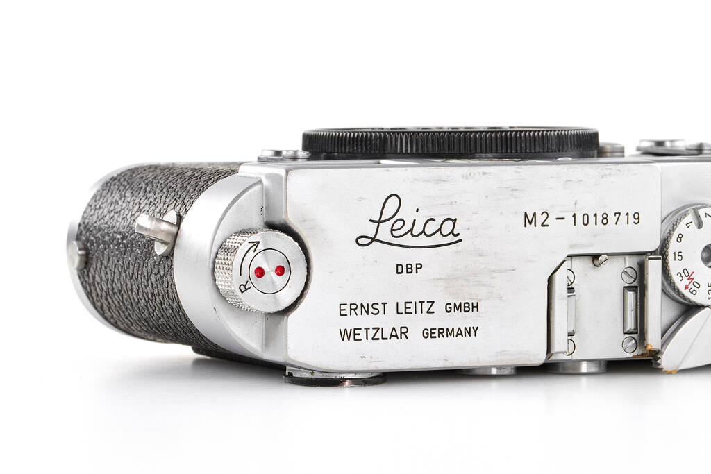 Leica M2 chrome - with full CLA