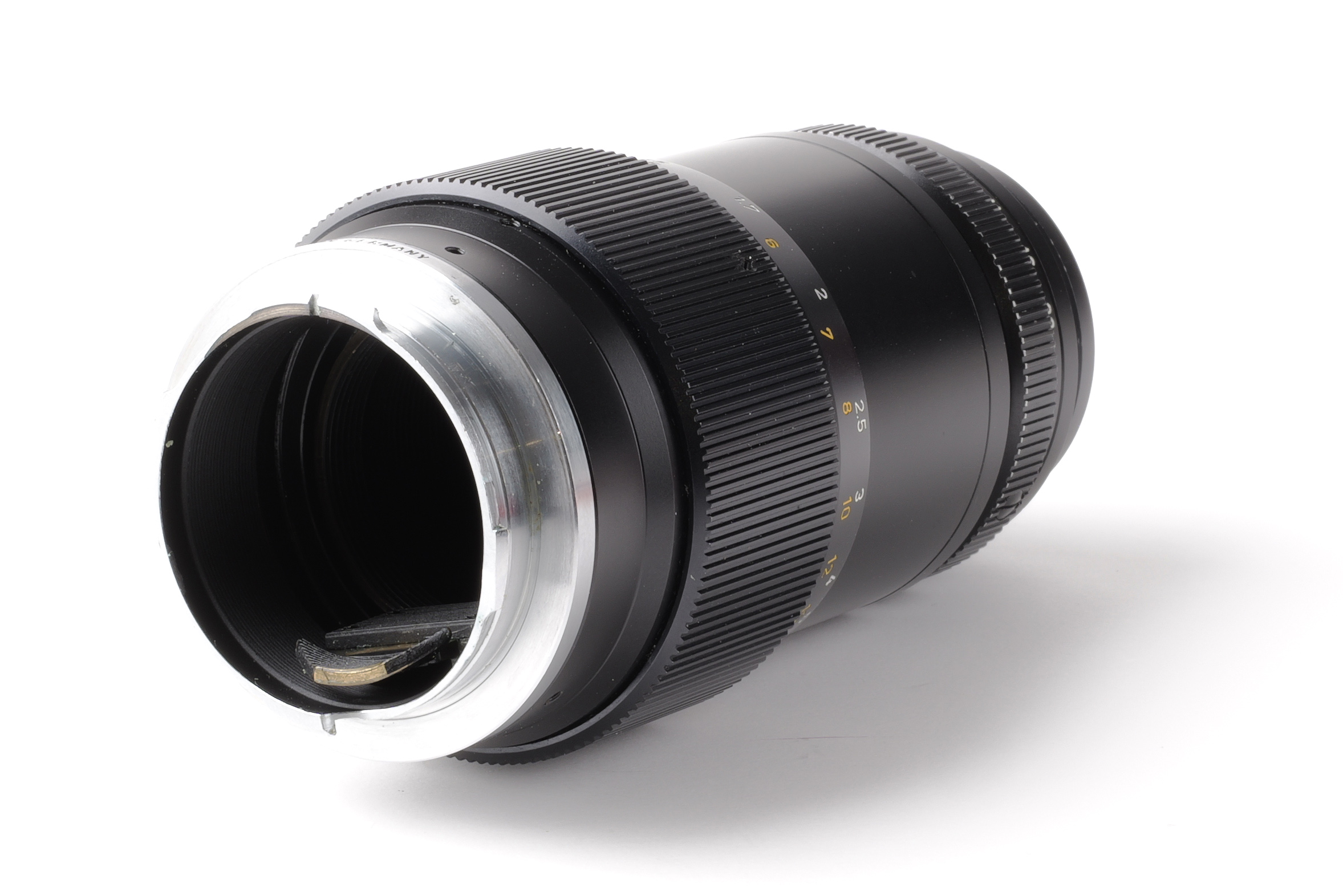 TELE-ELMAR-M 4/135 MM