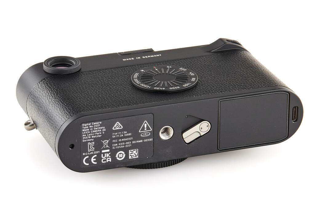 Leica M11-D 20221 black - like new with 2 years guarantee