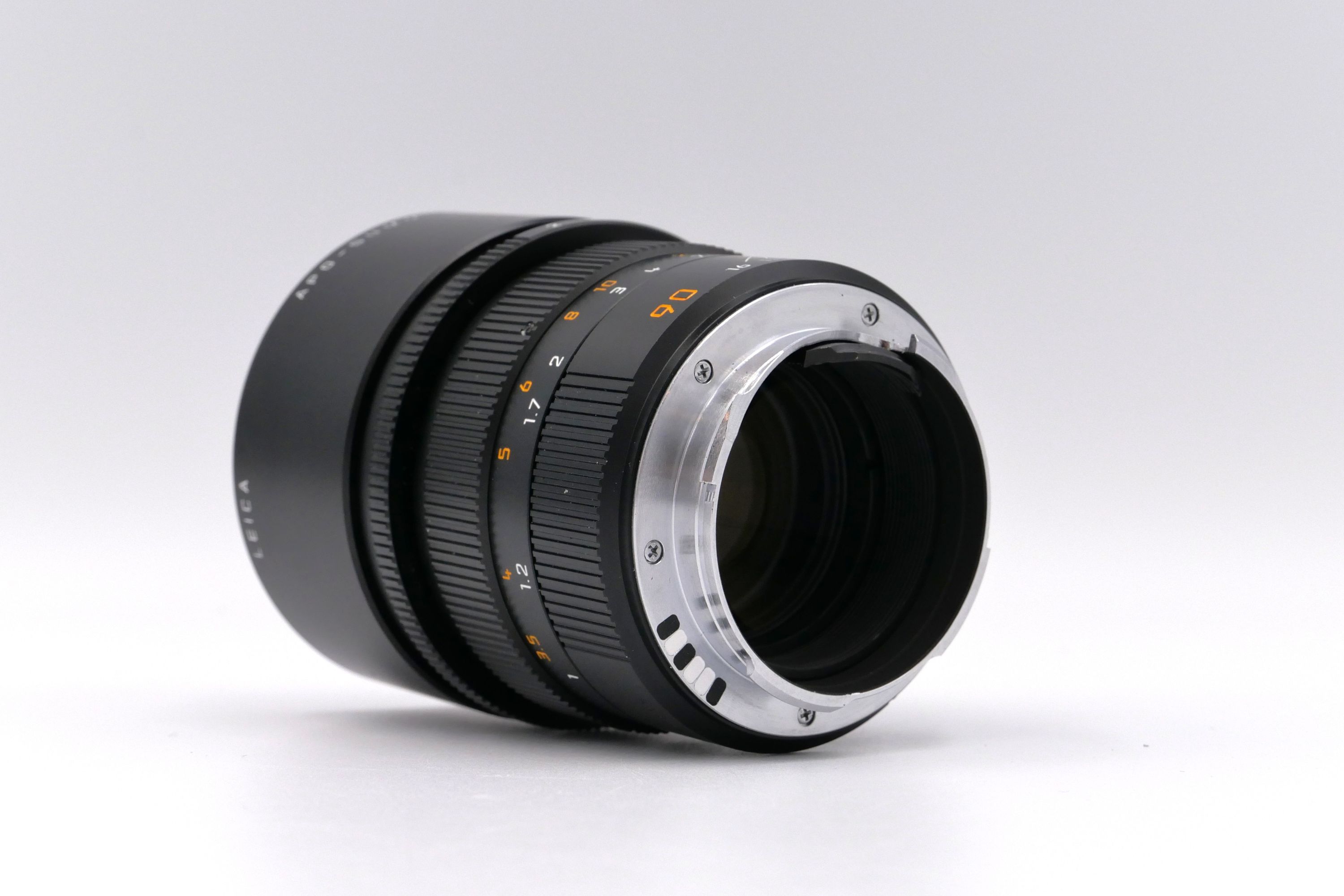 Leica APO-Summicron-M f2 90mm ASPH, Black