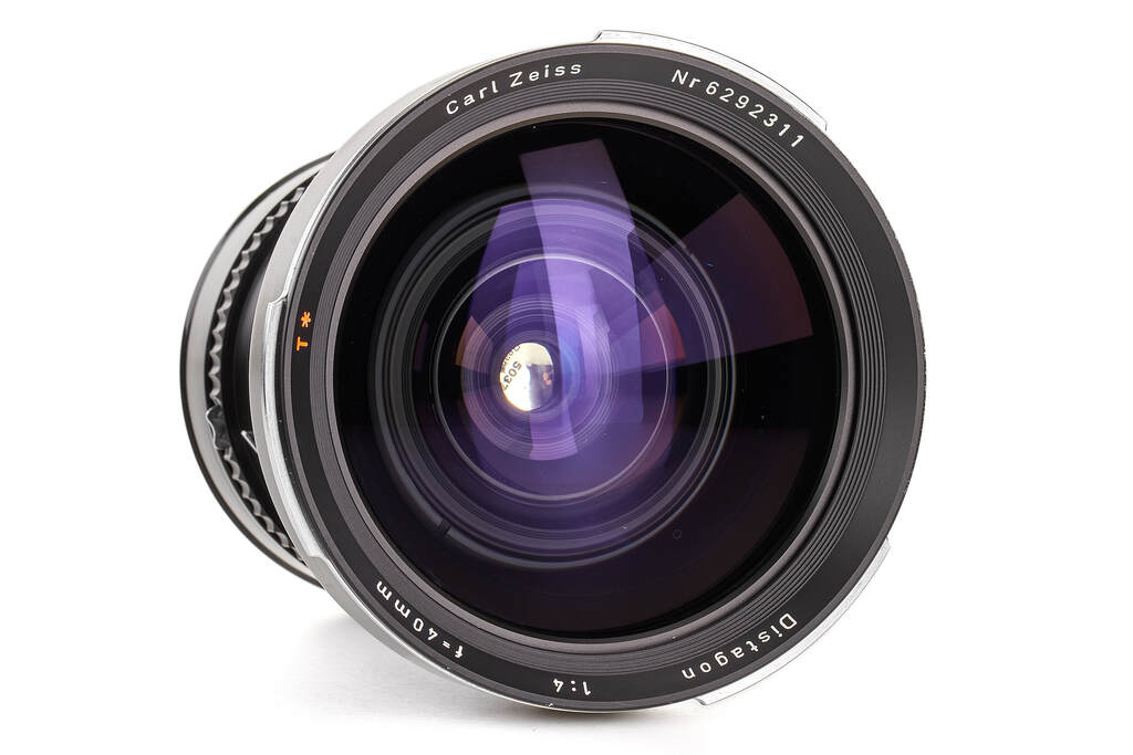 Carl Zeiss f. Hasselblad 40/4 T* Distagon