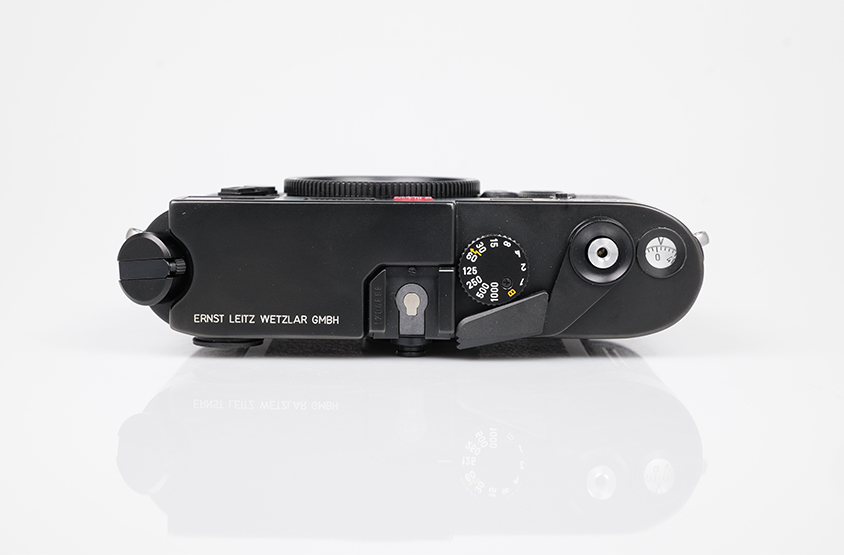 LEICA M6, BLACK CHROME-PLATED