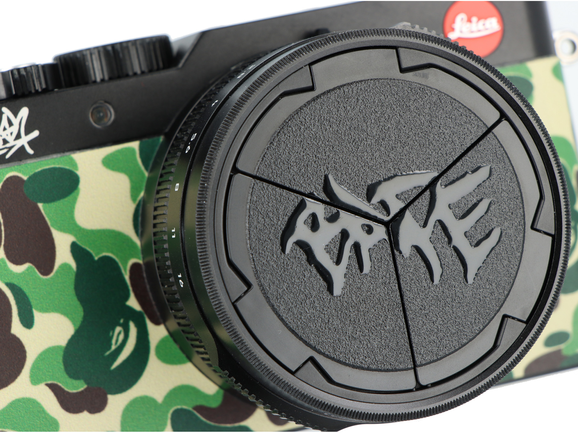 Leica D-lux 7 Bathing Ape x Stash edición limitada (19167)