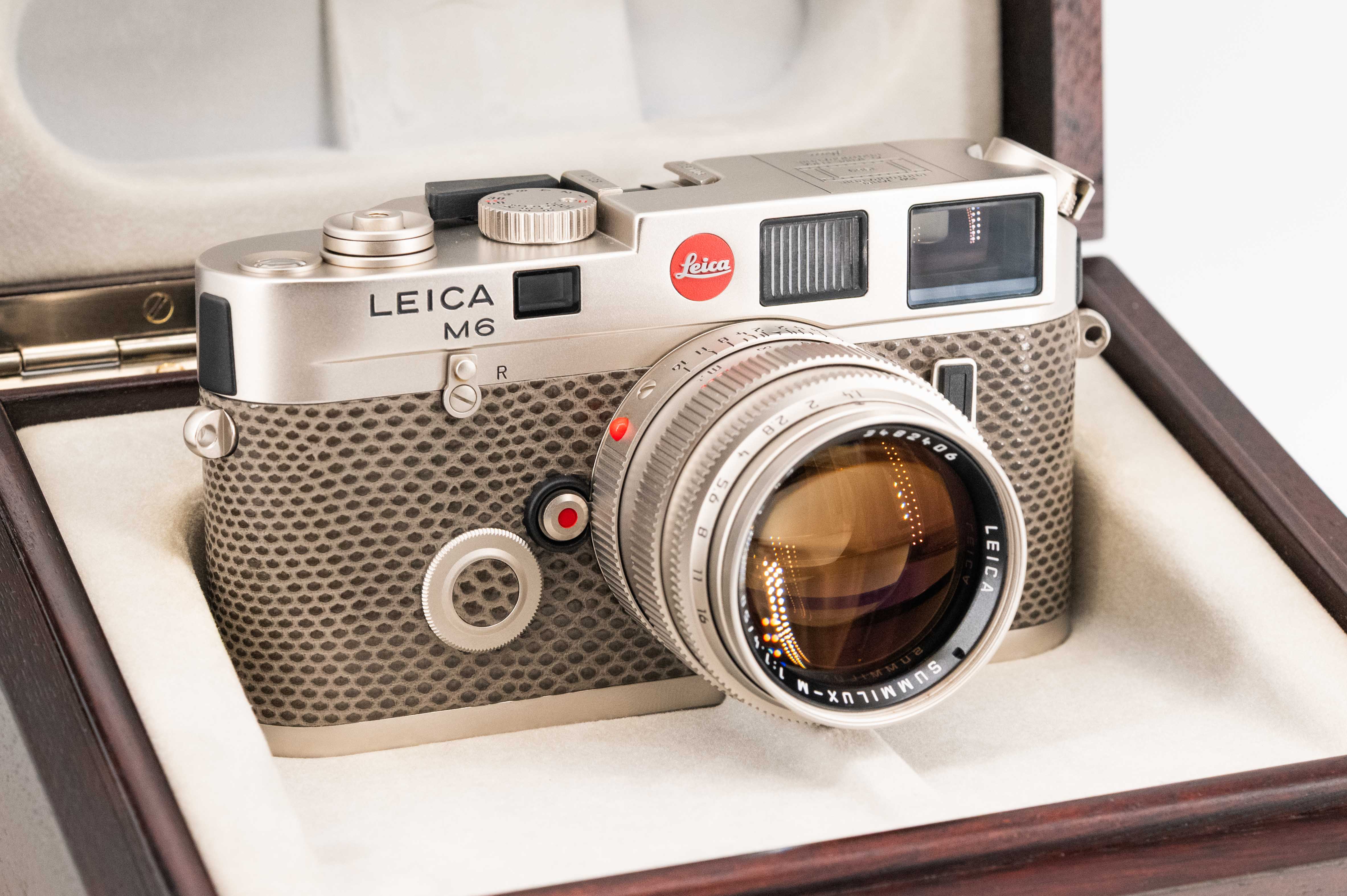 Leica M6 Platinum Set 150 Jahre Photography 10450
