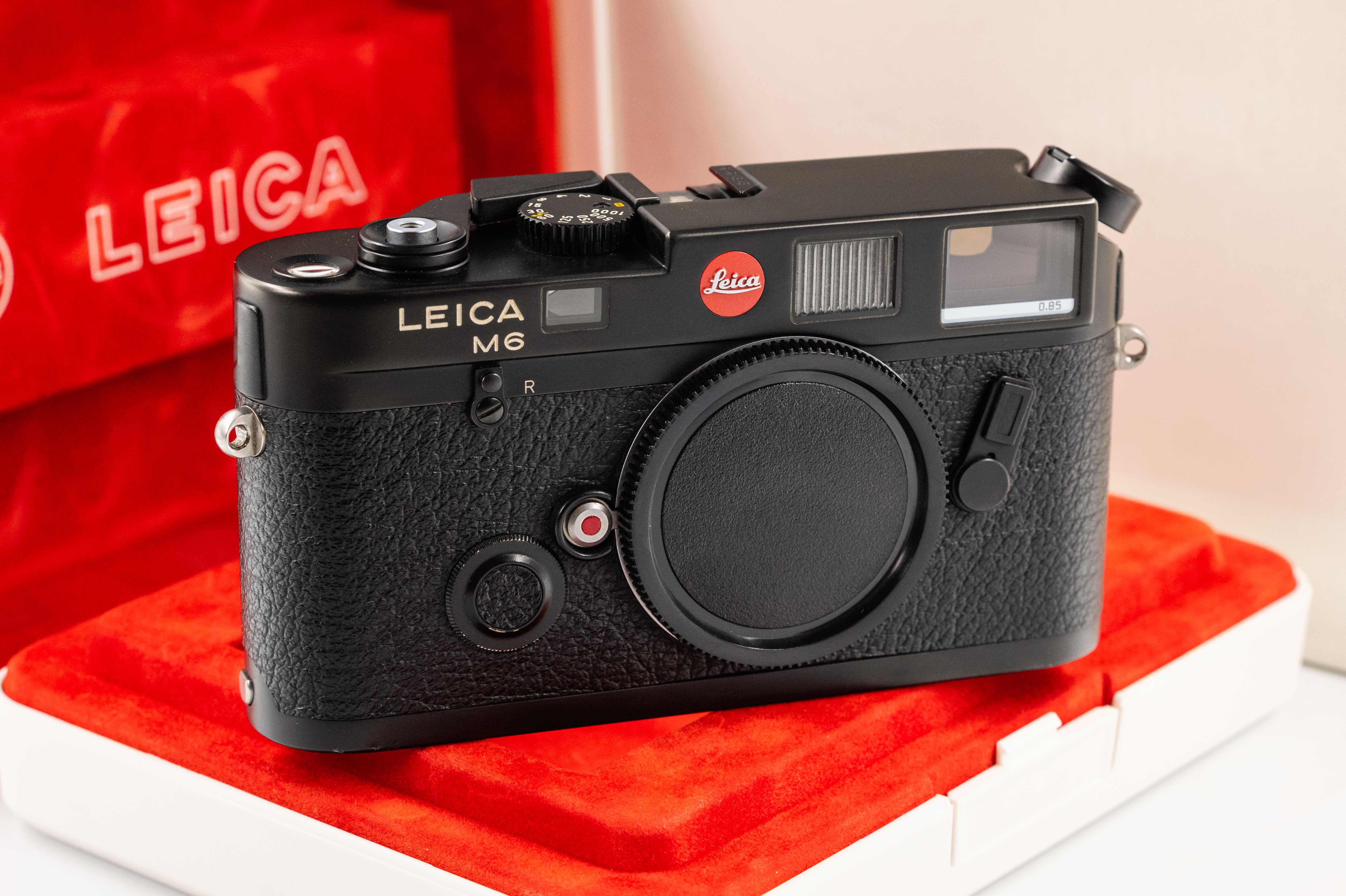 Leica M6 Classic Wetzlar 0.85x Black Chrome 10413