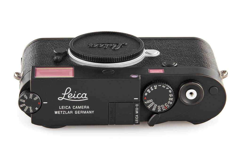 Leica M10-D 20014 black chrome - like new with 1 year of guarantee