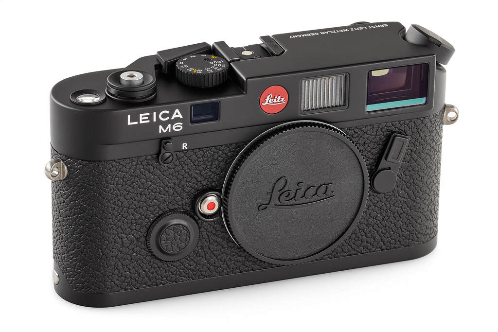 Leica M6 reissued 10557 - like new with 2 year guarantee