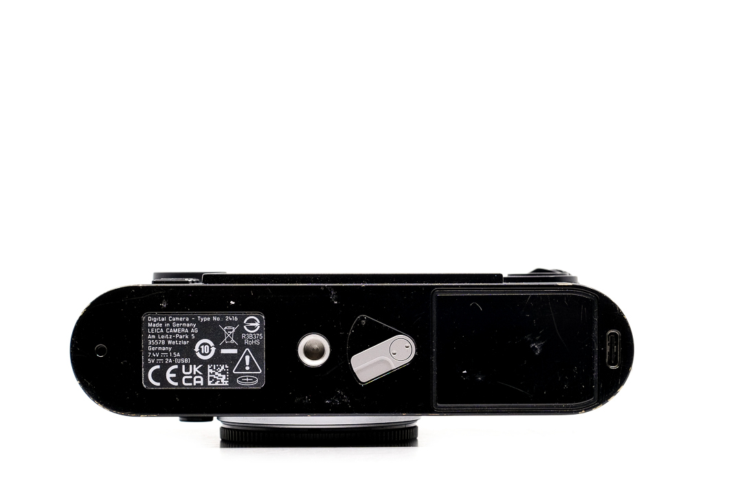 Leica M11, glossy black lacquered (EU/US/CN)