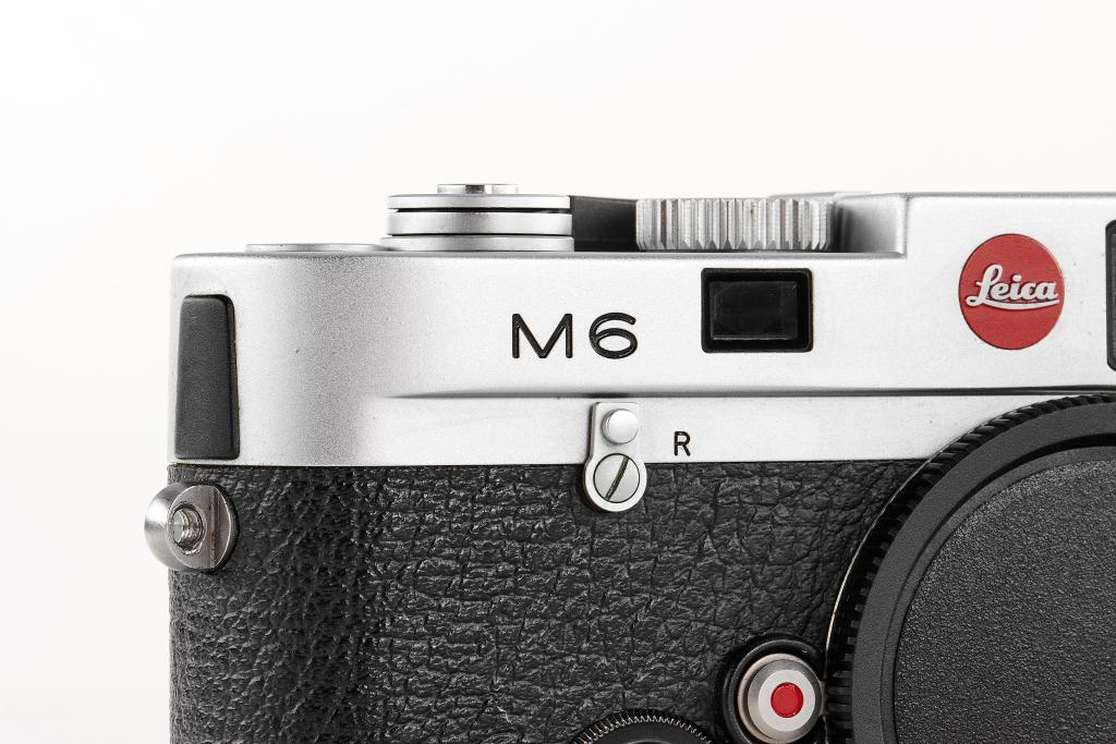 Leica M6 10414 chrome "big M6 engraving"