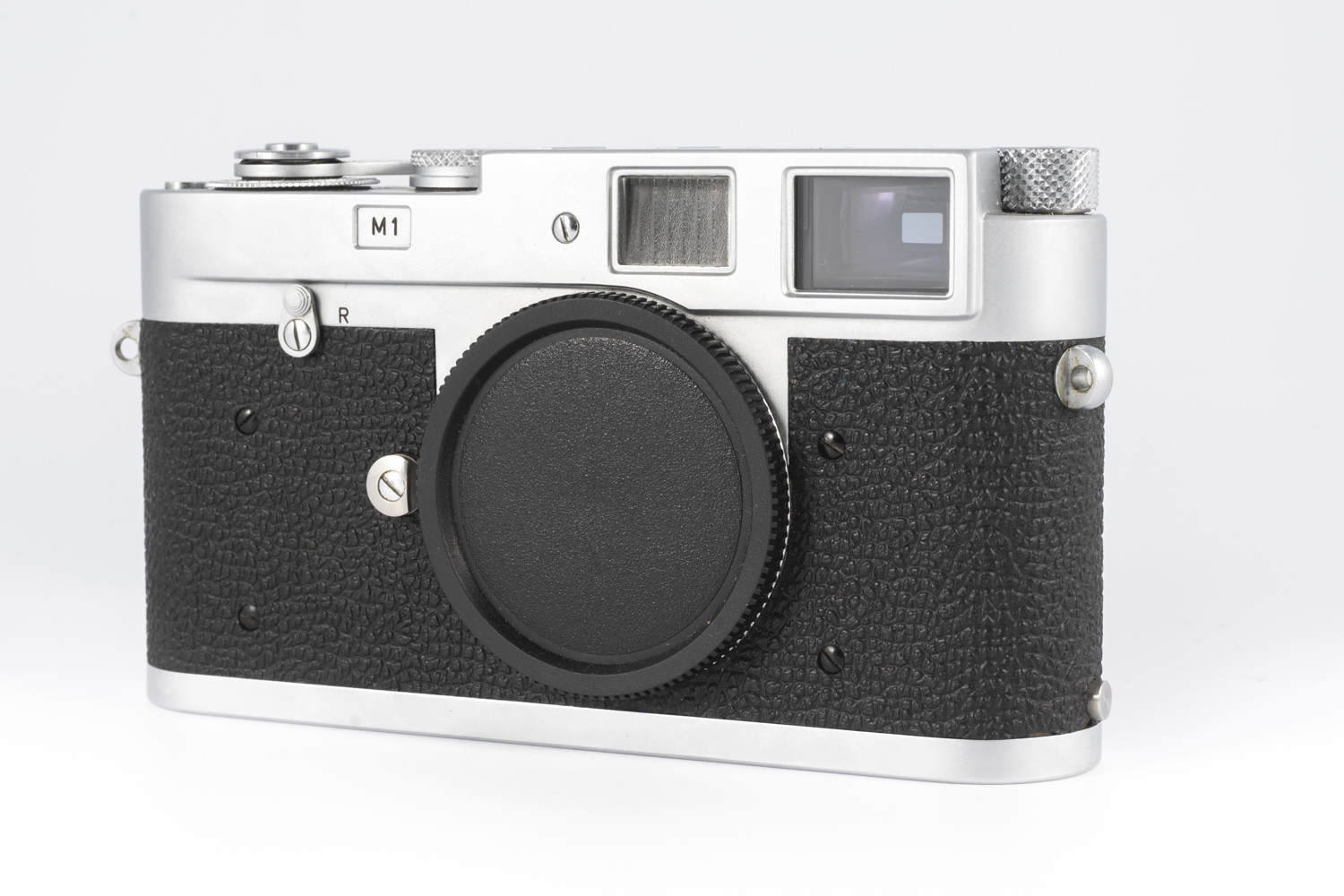 Leica M1 silver. (10125M)