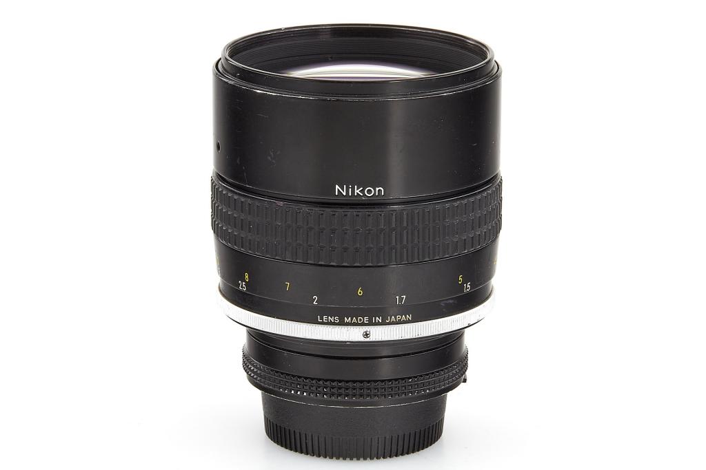Nikon AI 135/2 Nikkor Nikon AI 135/2 Nikkor