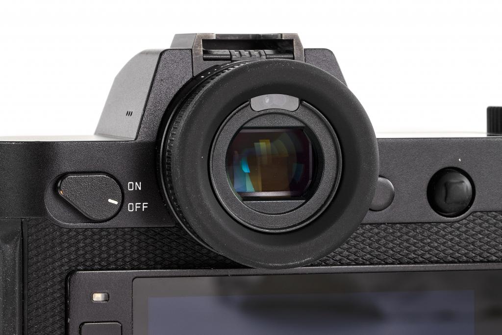 Leica SL2-S 10881 - with one year of guarantee