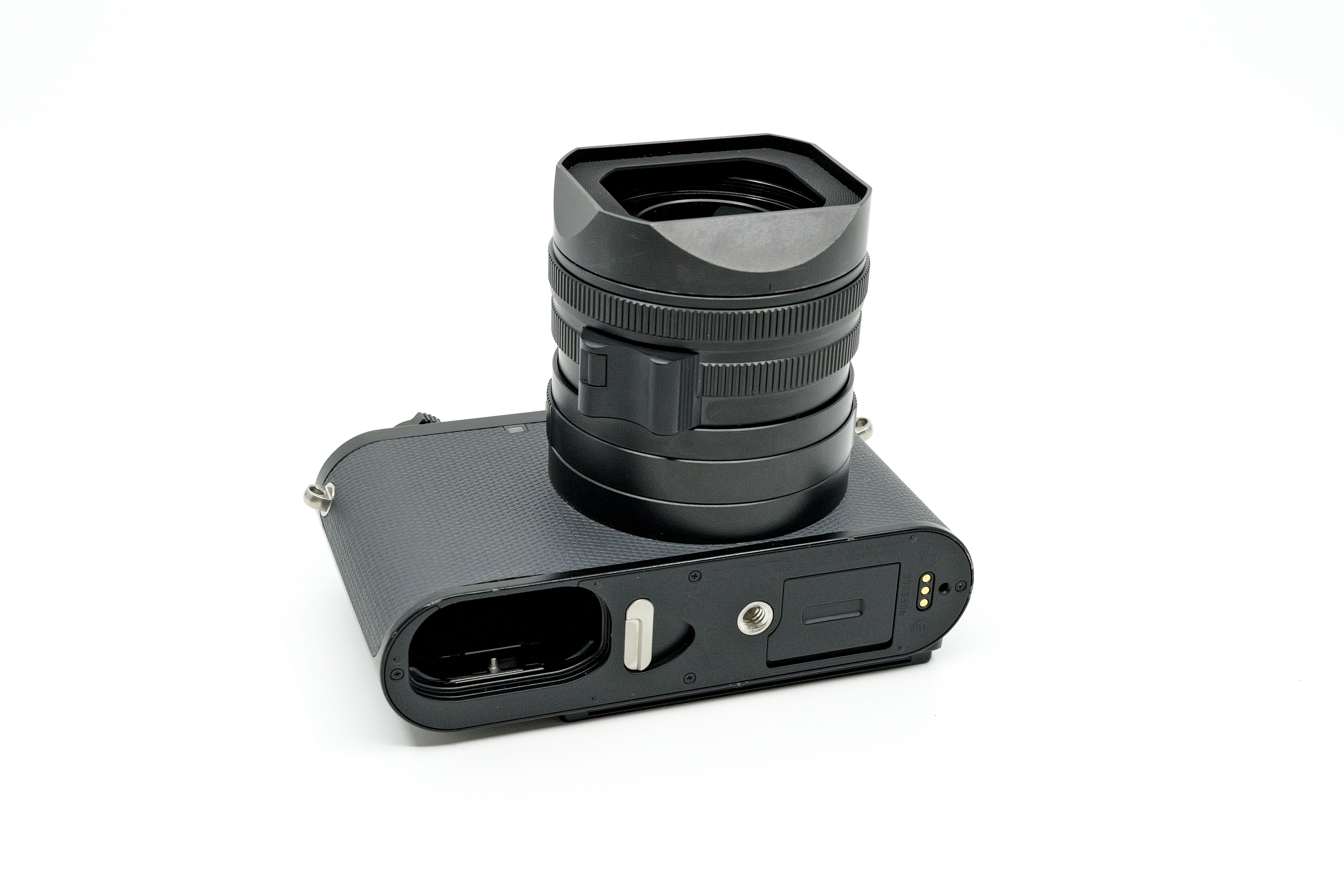 Q3 43, schwarz lack.(Version EU/US/CN)