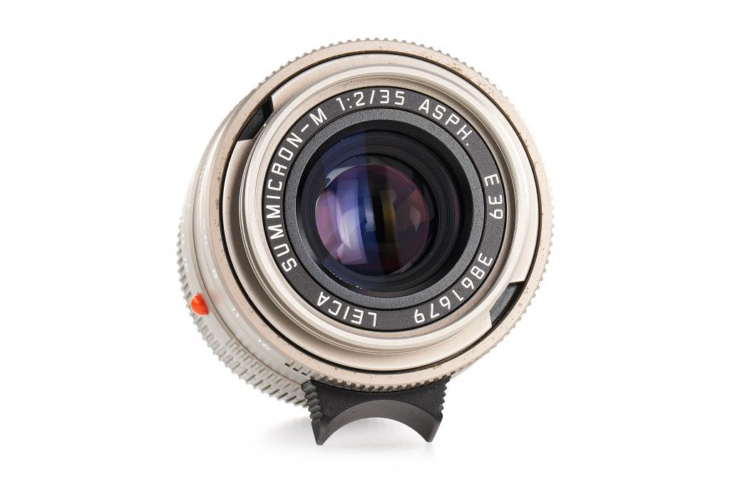 Summicron-M 11609 2/35mm Asph. Titanium Summicron-M 11609 2/35mm Asph. Titanium