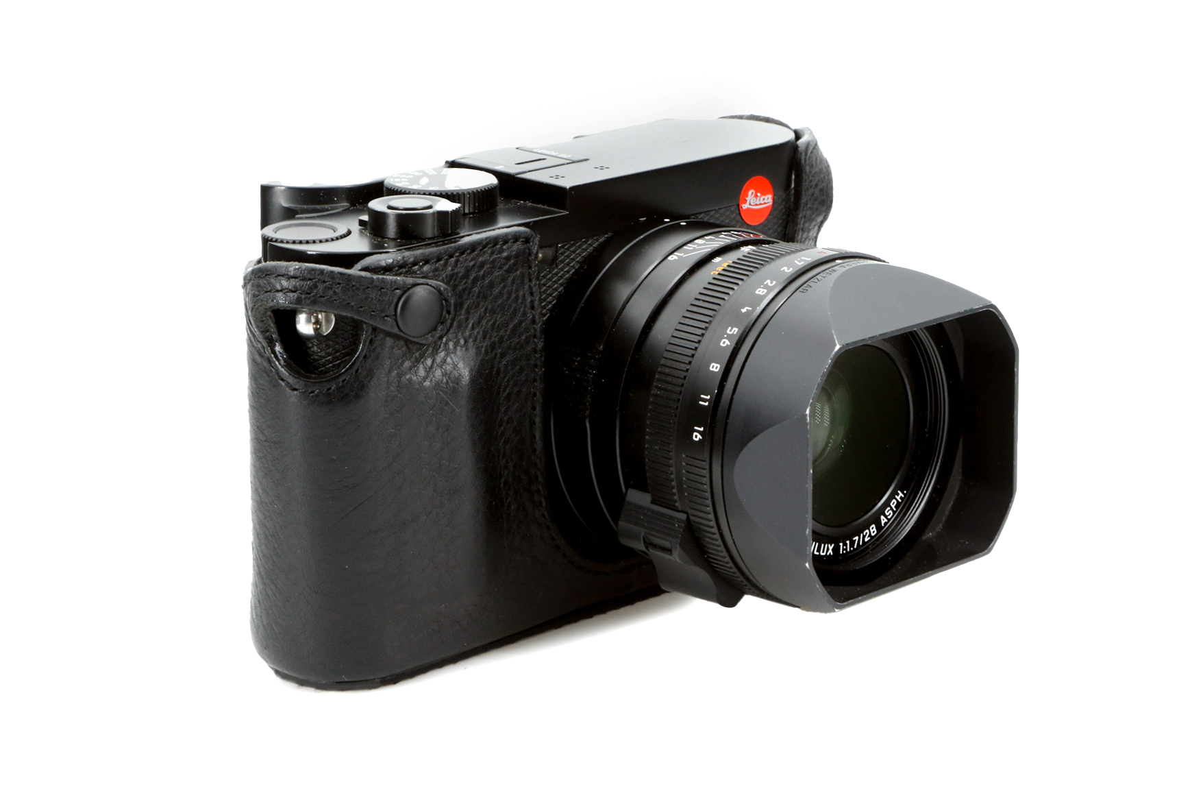 Leica Q2 mit Halfcase von Artisan&Artist, Daumenstütze und OVP.